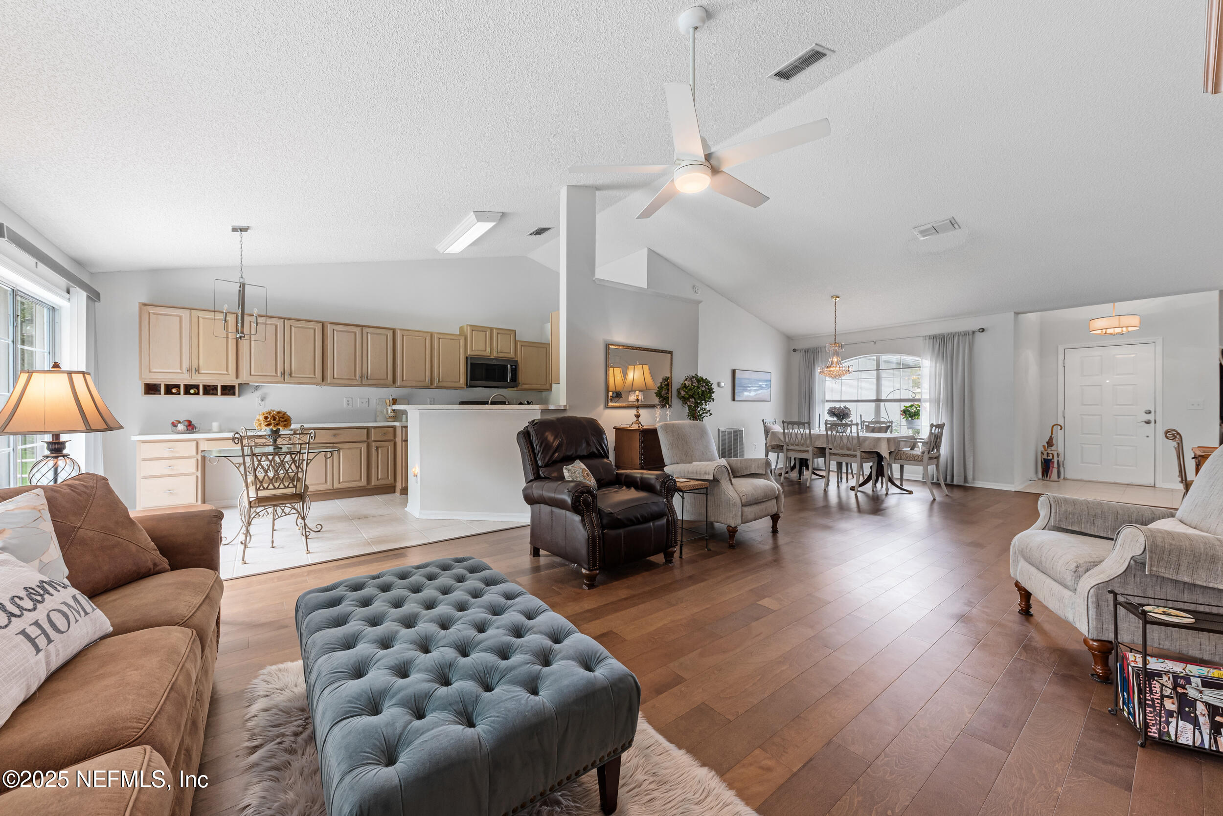 13042 VIBURNUM Drive N