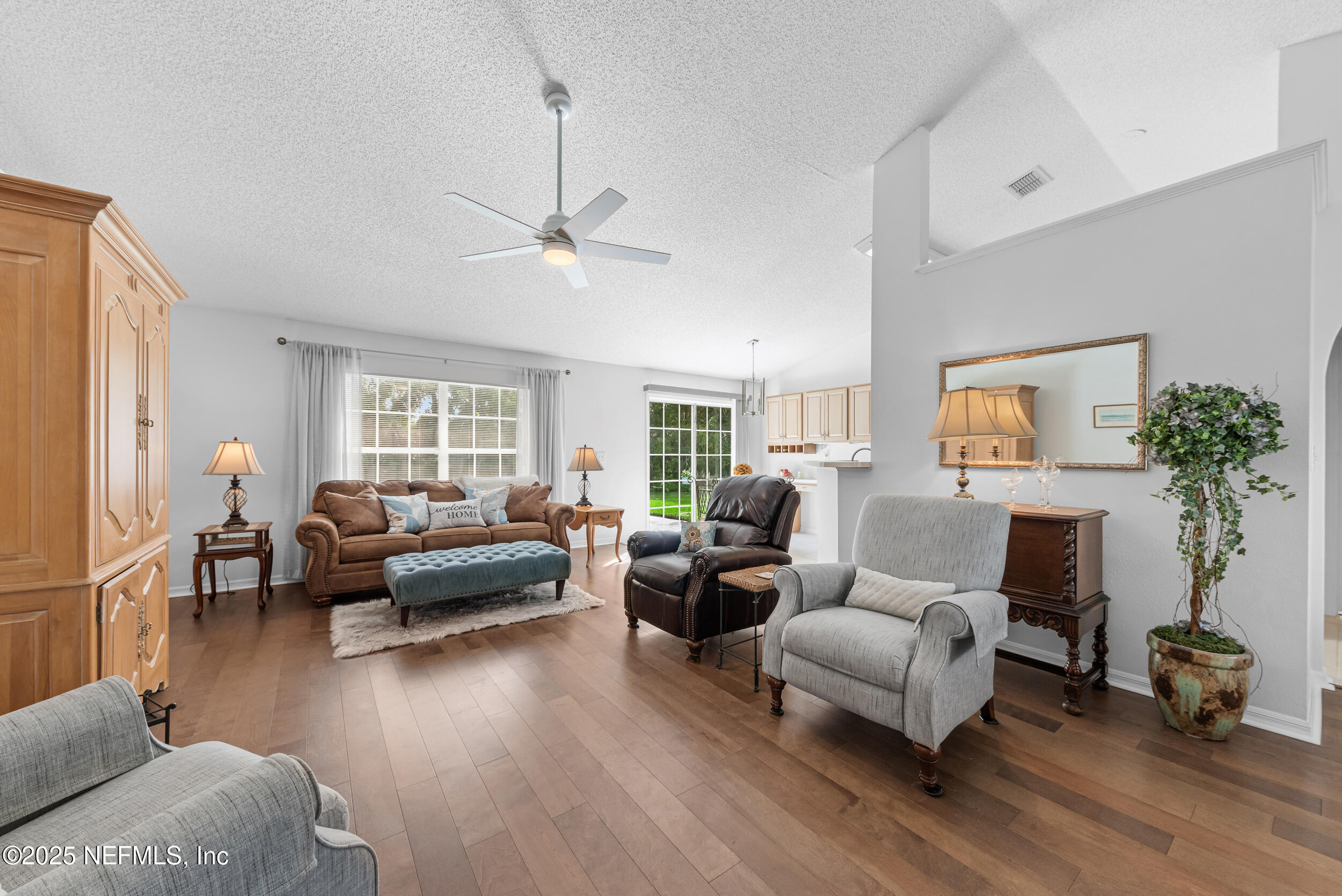 13042 VIBURNUM Drive N