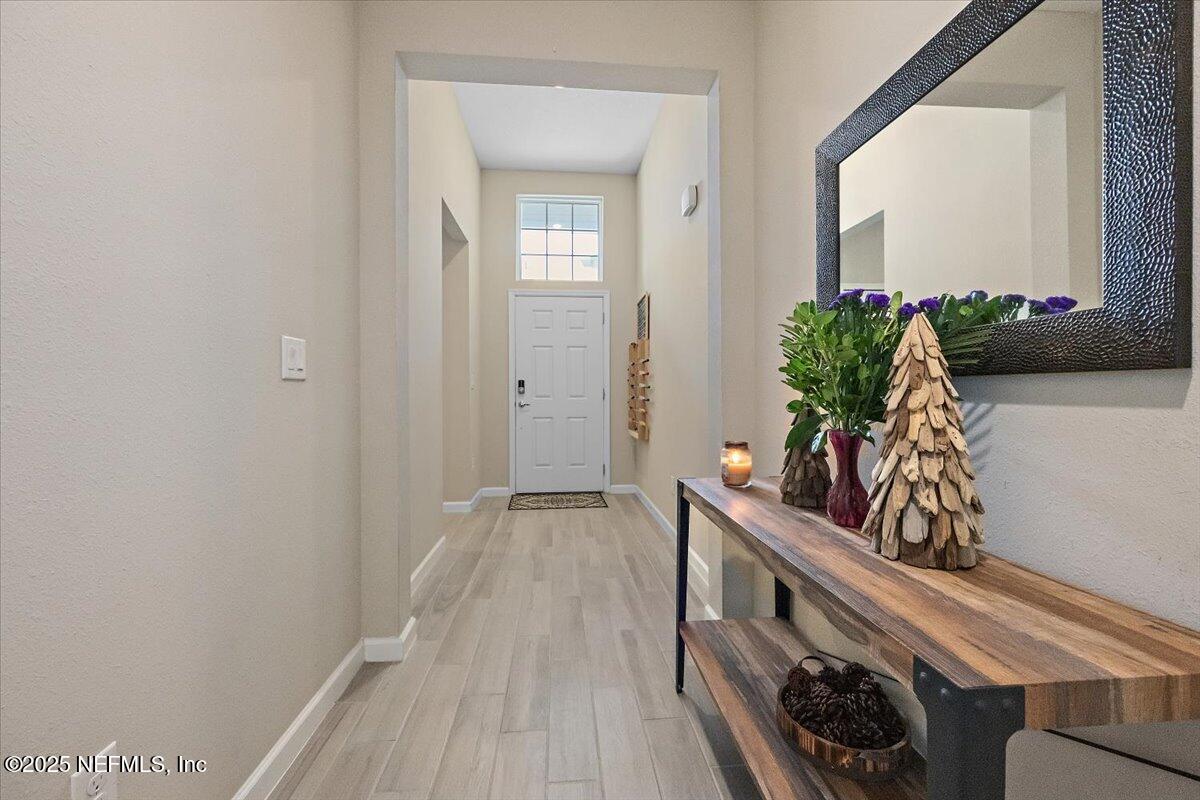 102 ANGUILLA Boulevard