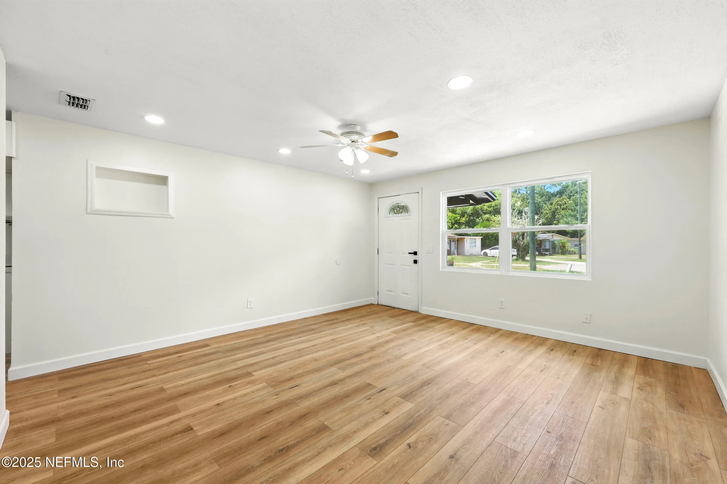 Jacksonville, Florida 32210, United States, 3 Bedrooms Bedrooms, ,2 BathroomsBathrooms,Residential,Active,188925