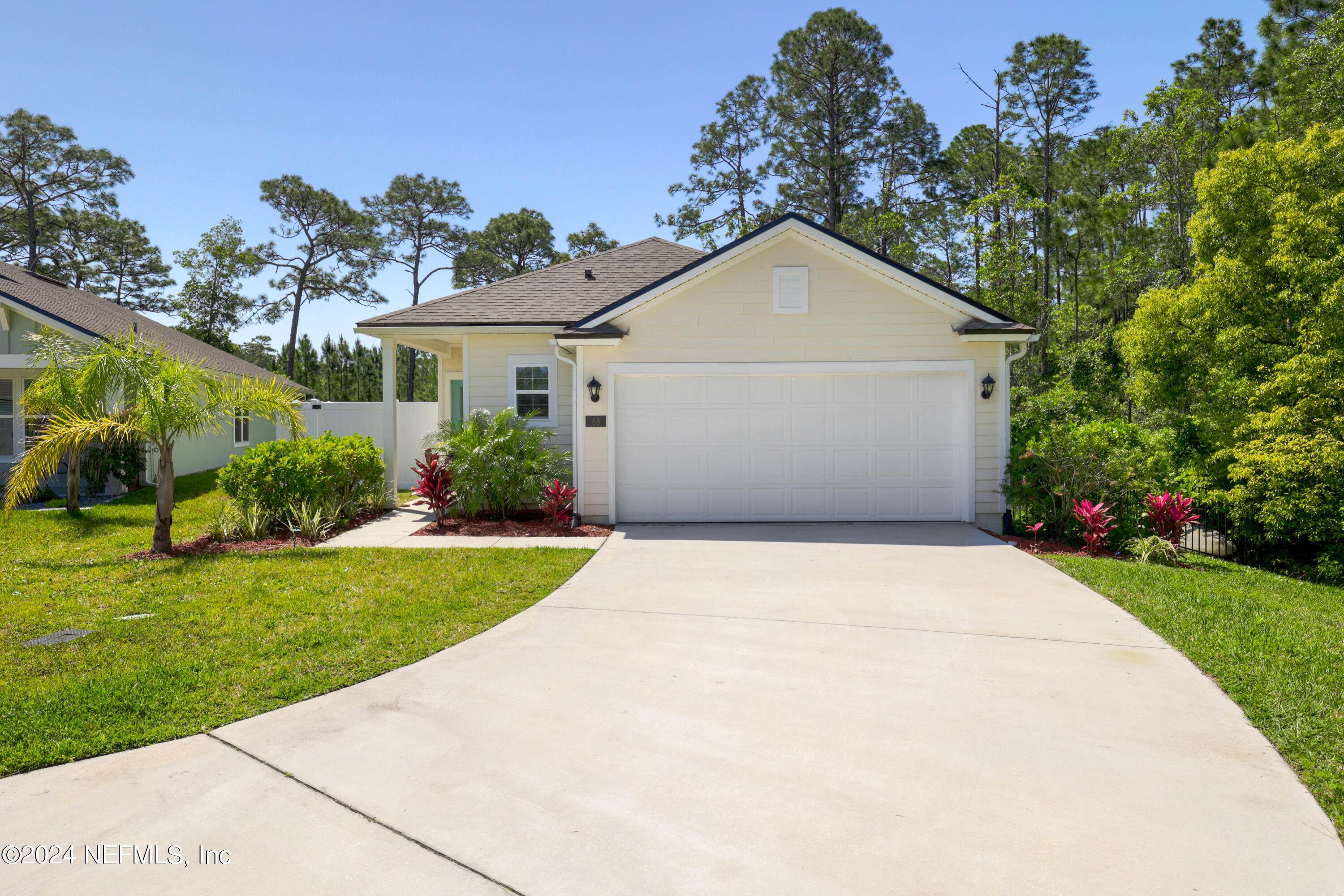 Bunnell, FL home for sale located at 88 Birdie Way, Bunnell, FL 32110
