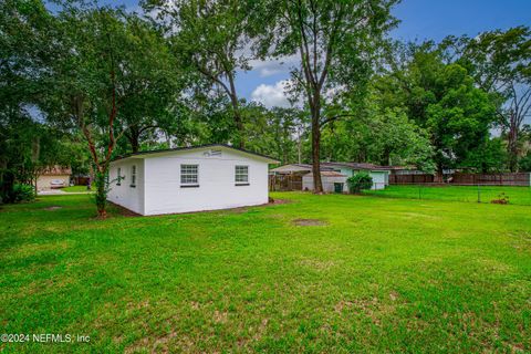 A home in Jacksonville