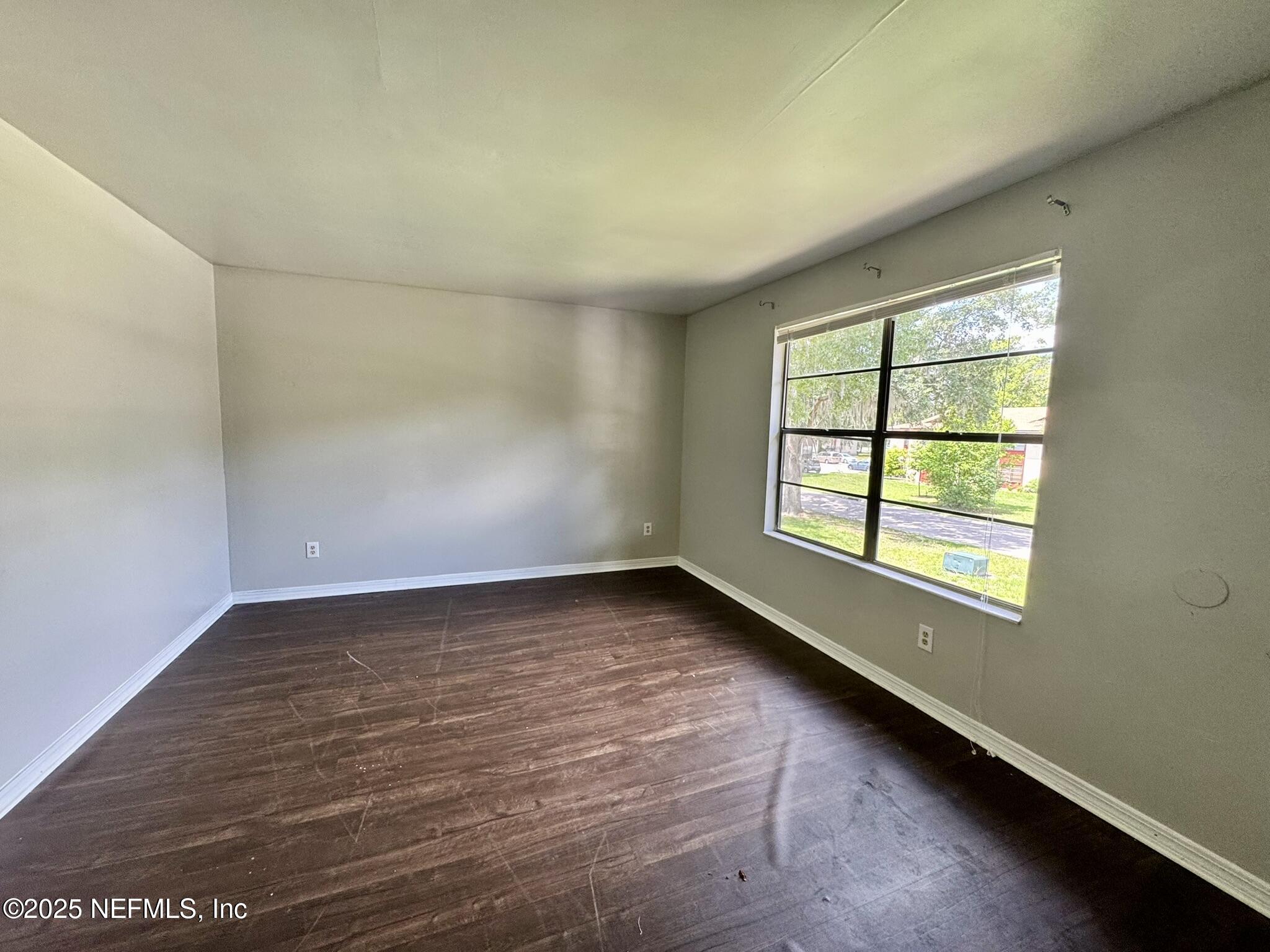 467 BENTWOOD Lane