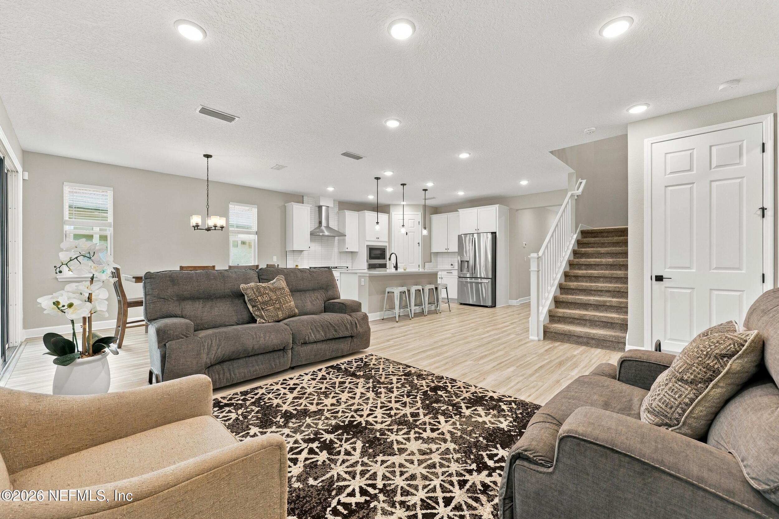 216 GOLDENROD Drive