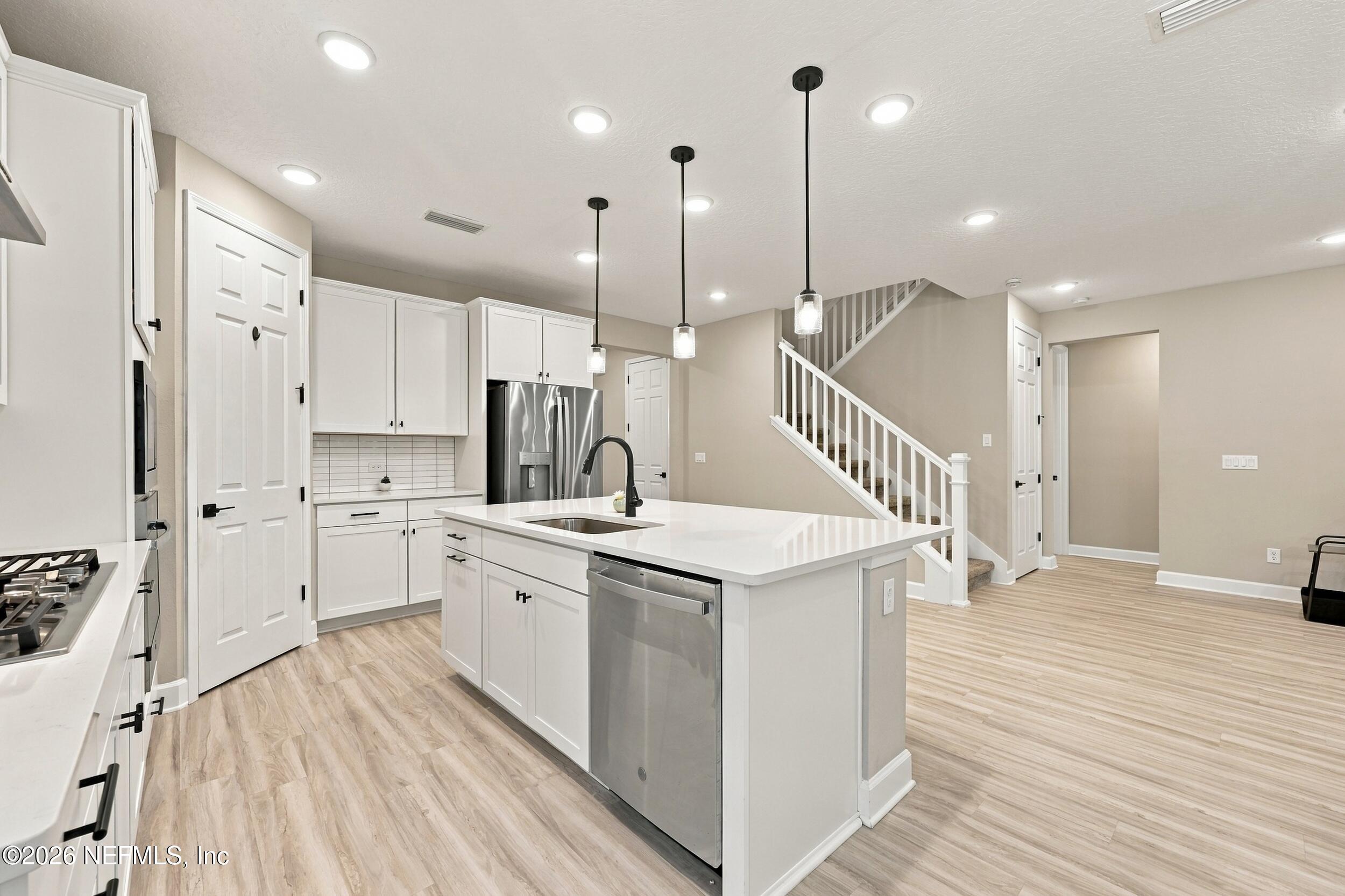 216 GOLDENROD Drive