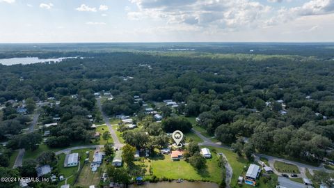 A home in Interlachen