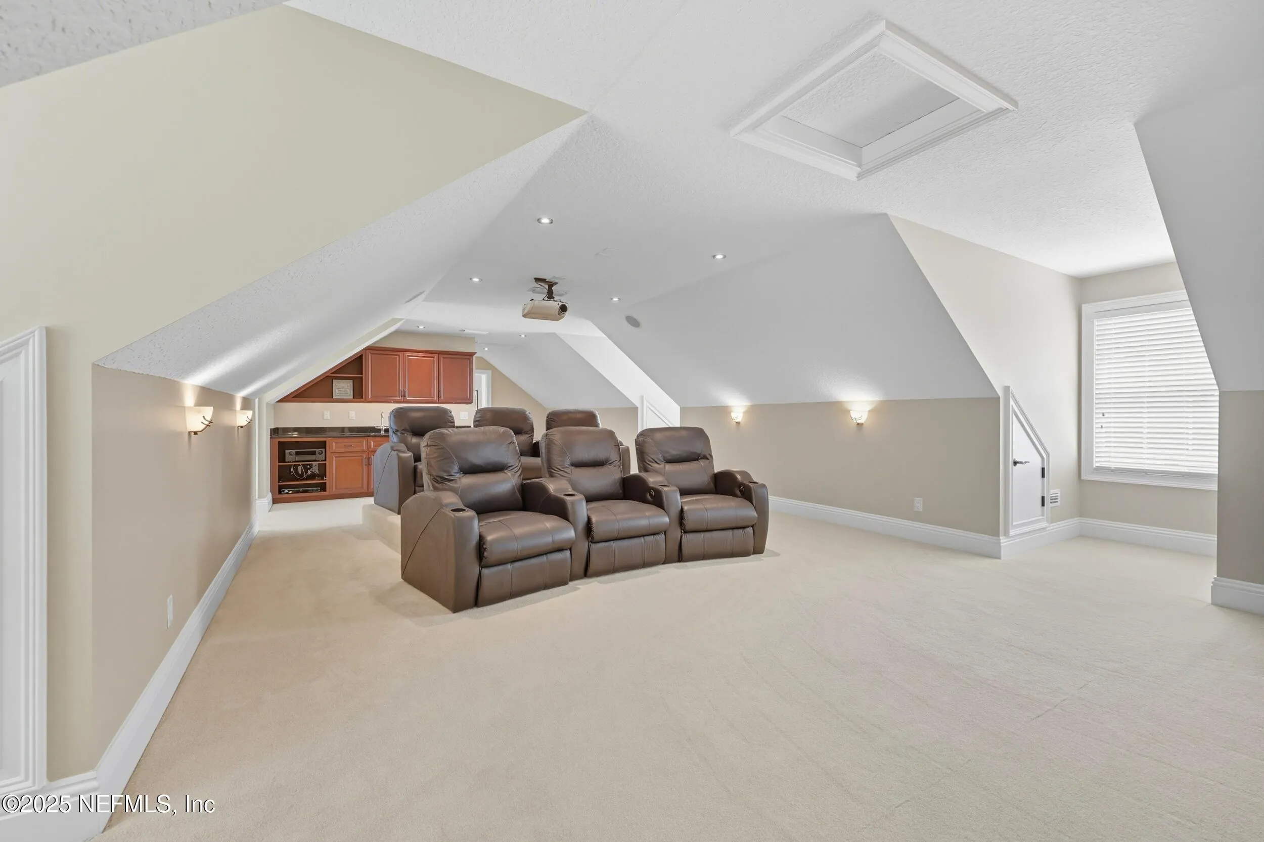 Jacksonville, Florida, 32223, United States, 6 Bedrooms Bedrooms, ,6 BathroomsBathrooms,Residential,Active,1953343
