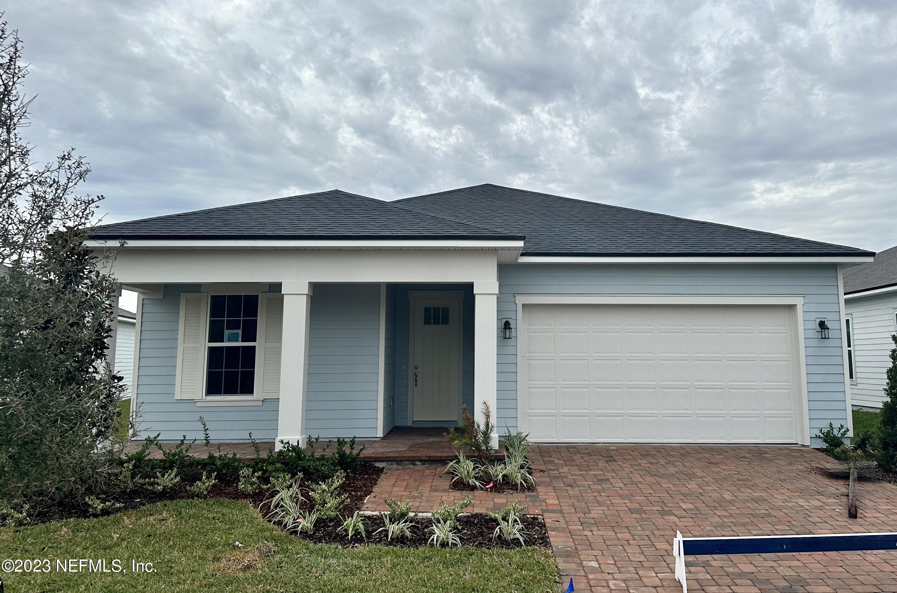 Palm Coast, FL home for sale located at 12 Jackson Blue Place, Palm Coast, FL 32137