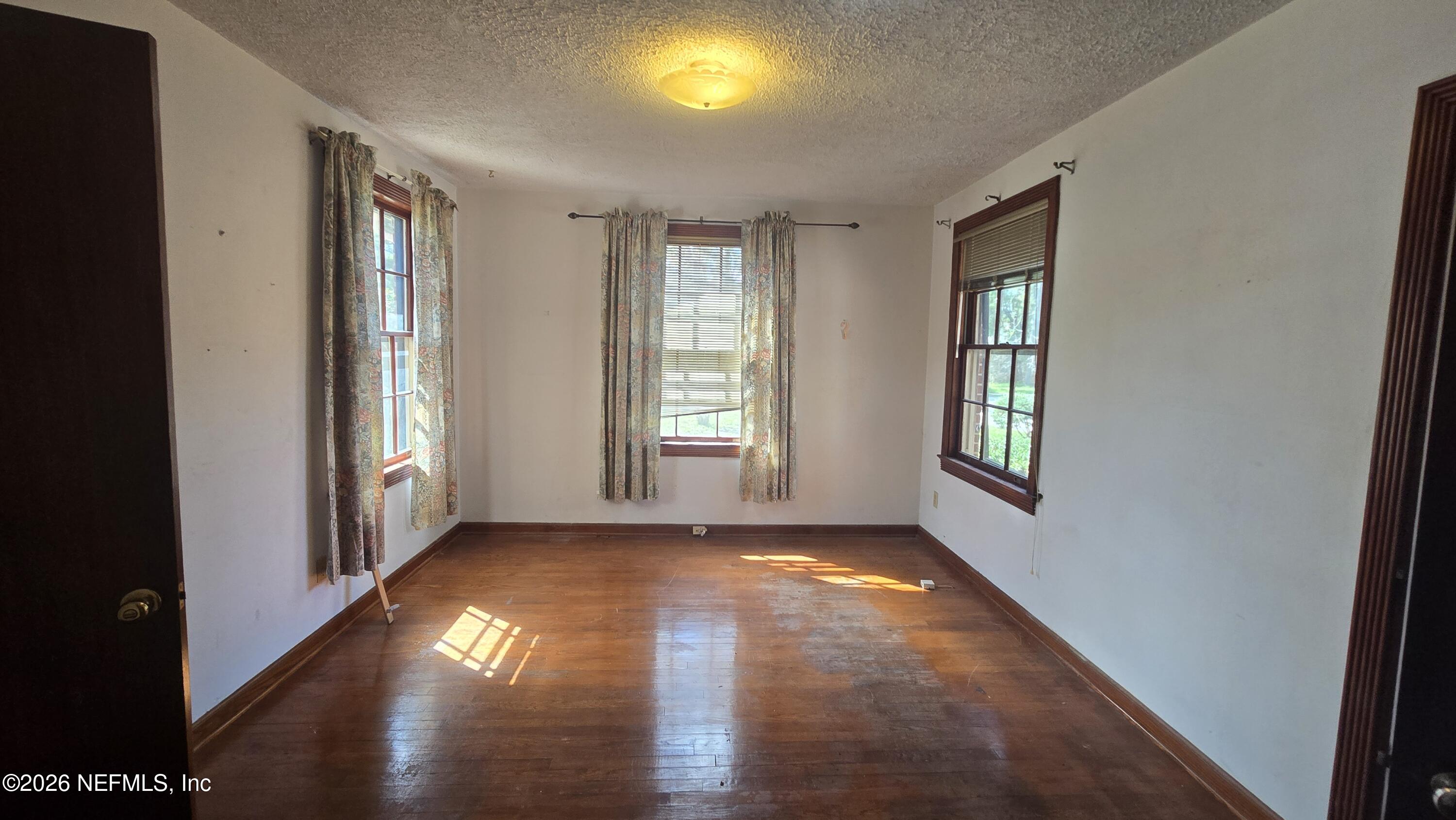 1319 HAMILTON Street