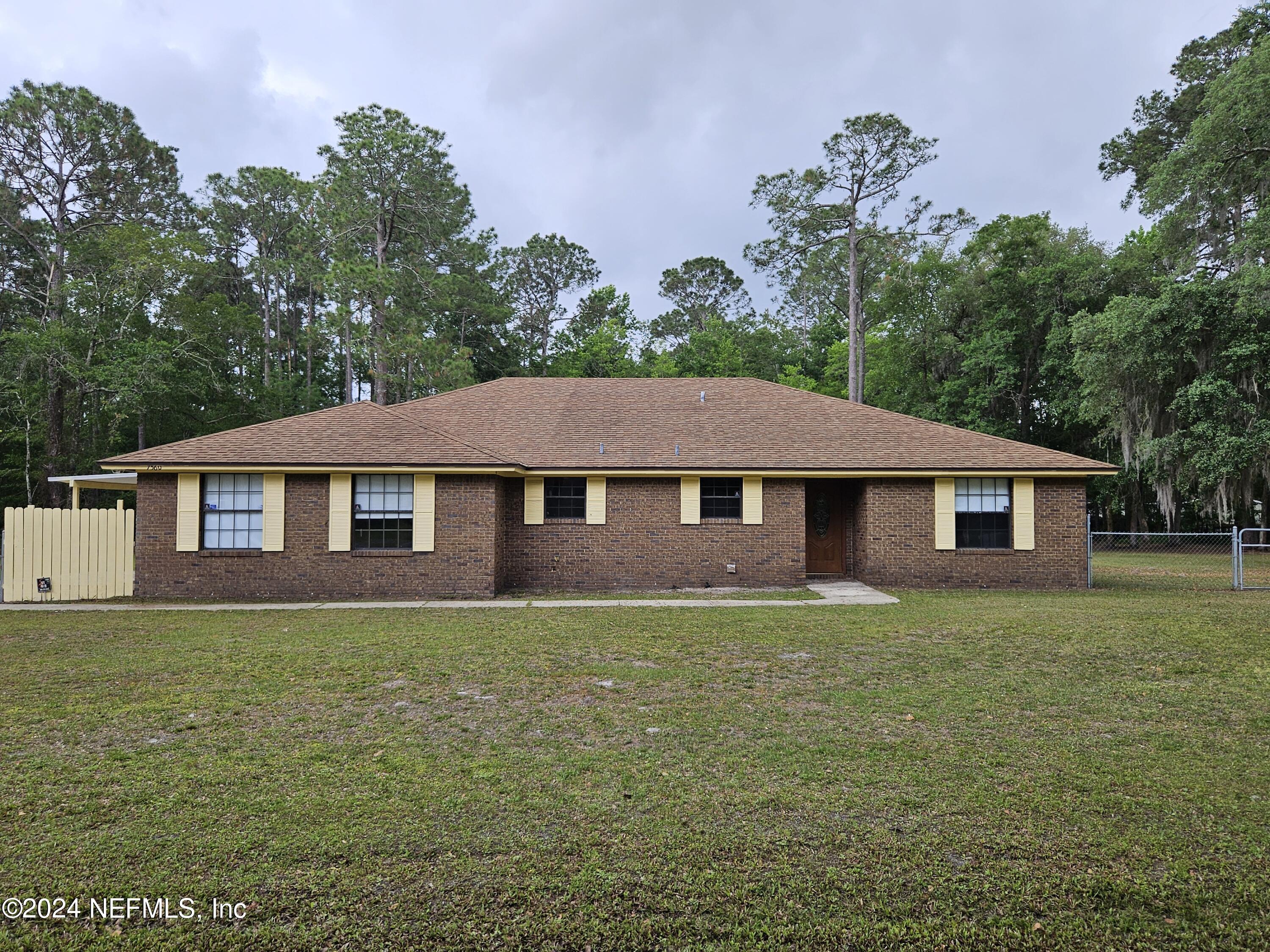 Jacksonville, FL home for sale located at 7560 Mossy Rock Circle, Jacksonville, FL 32244