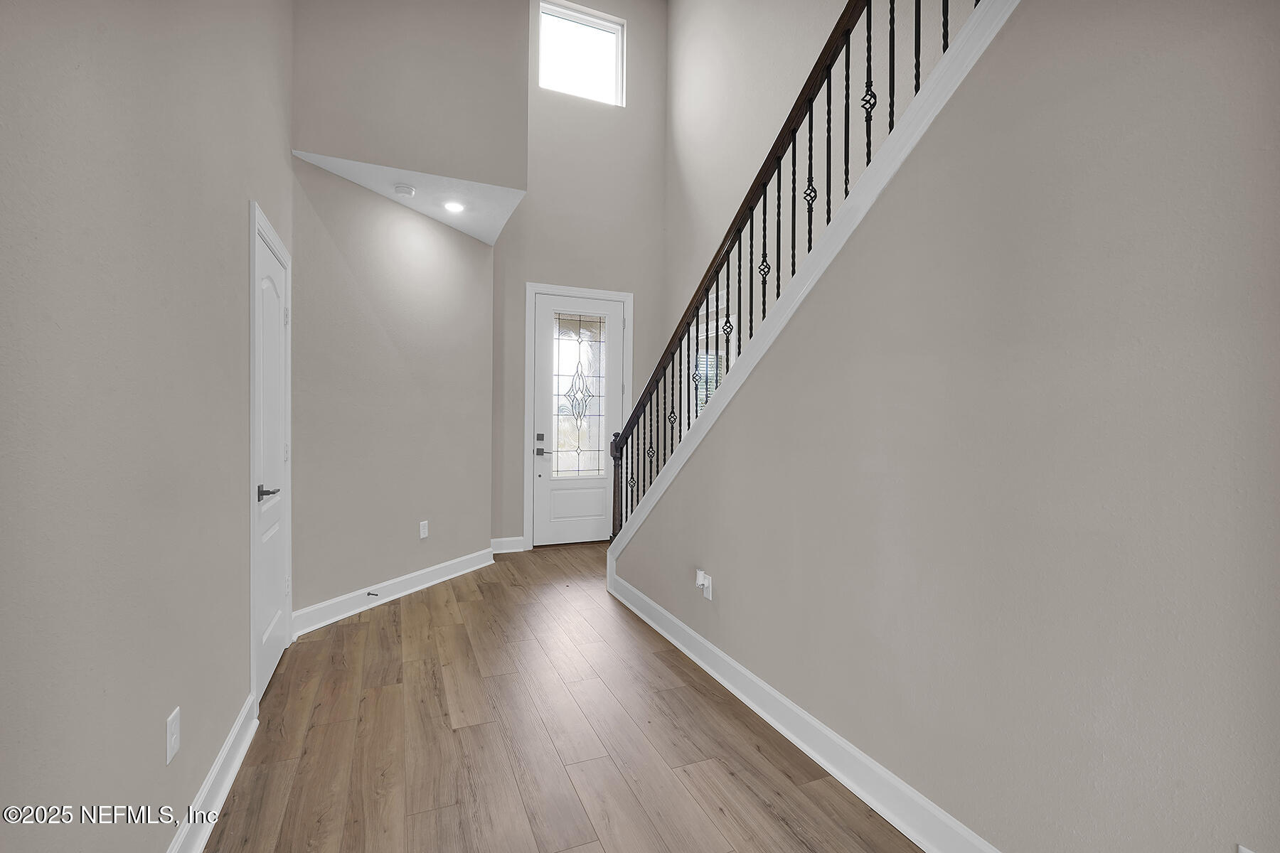 3978 GAREYS FERRY Way