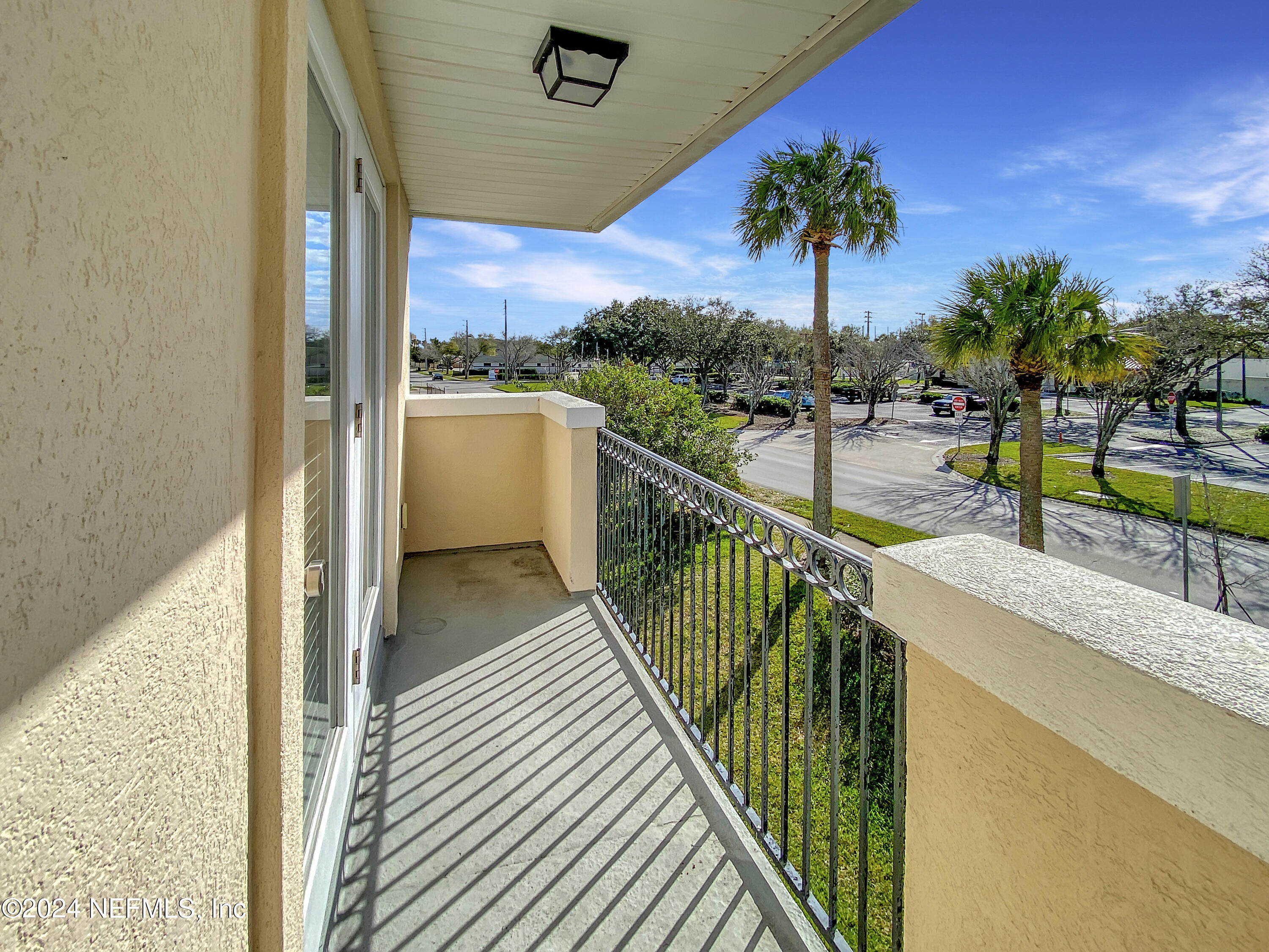 Jacksonville Beach, FL home for sale located at 227 JARDIN DE MER Place 227, Jacksonville Beach, FL 32250