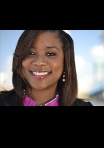 This is a photo of LAKENDRA MOORE. This professional services Jacksonville, FL homes for sale in 32206 and the surrounding areas.