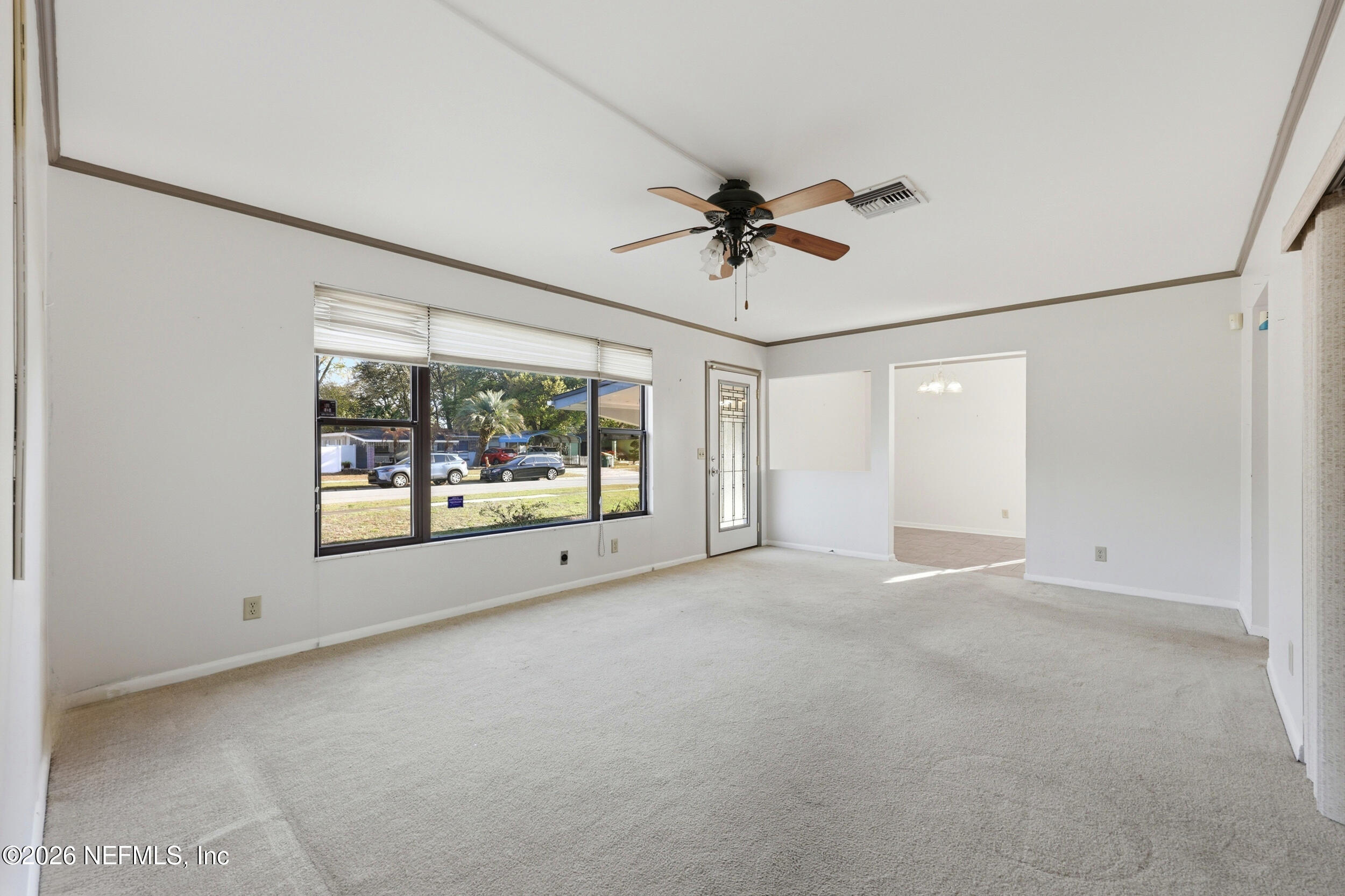 11712 SURFWOOD Avenue