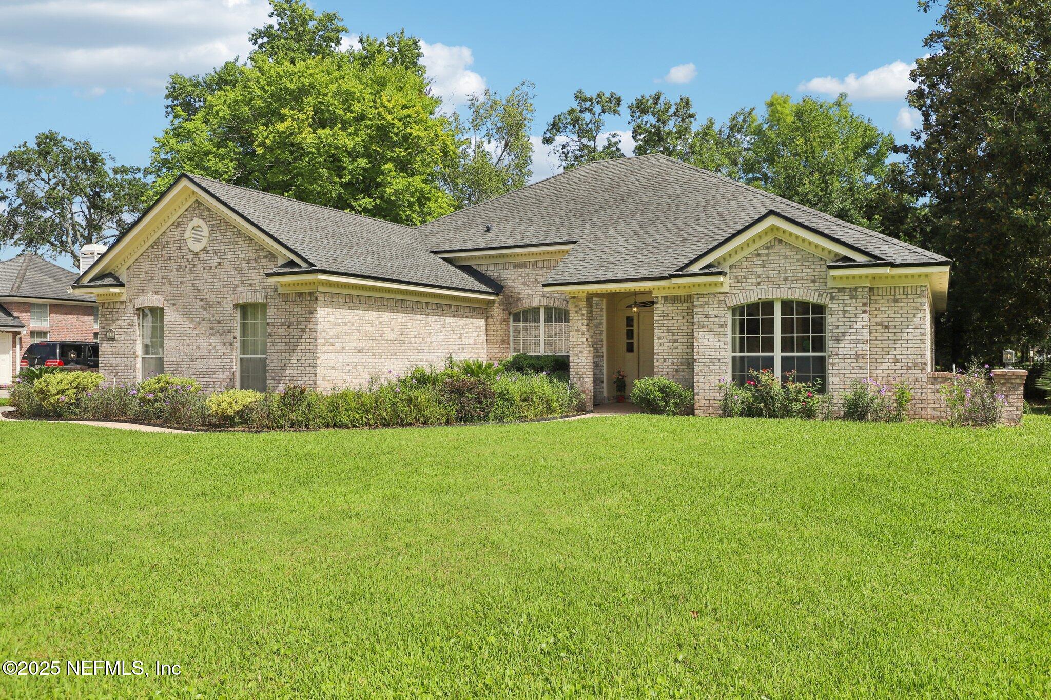 1778 LONG SLOUGH Walk