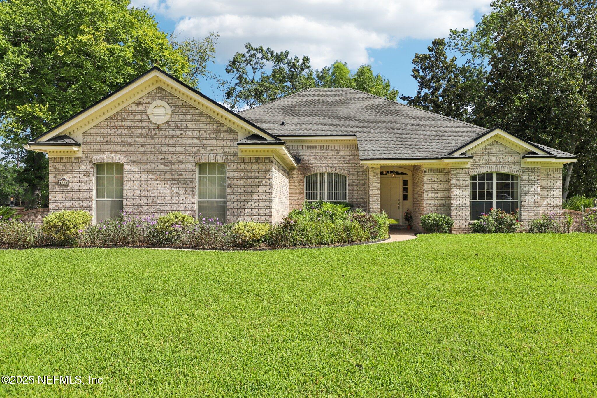 1778 LONG SLOUGH Walk