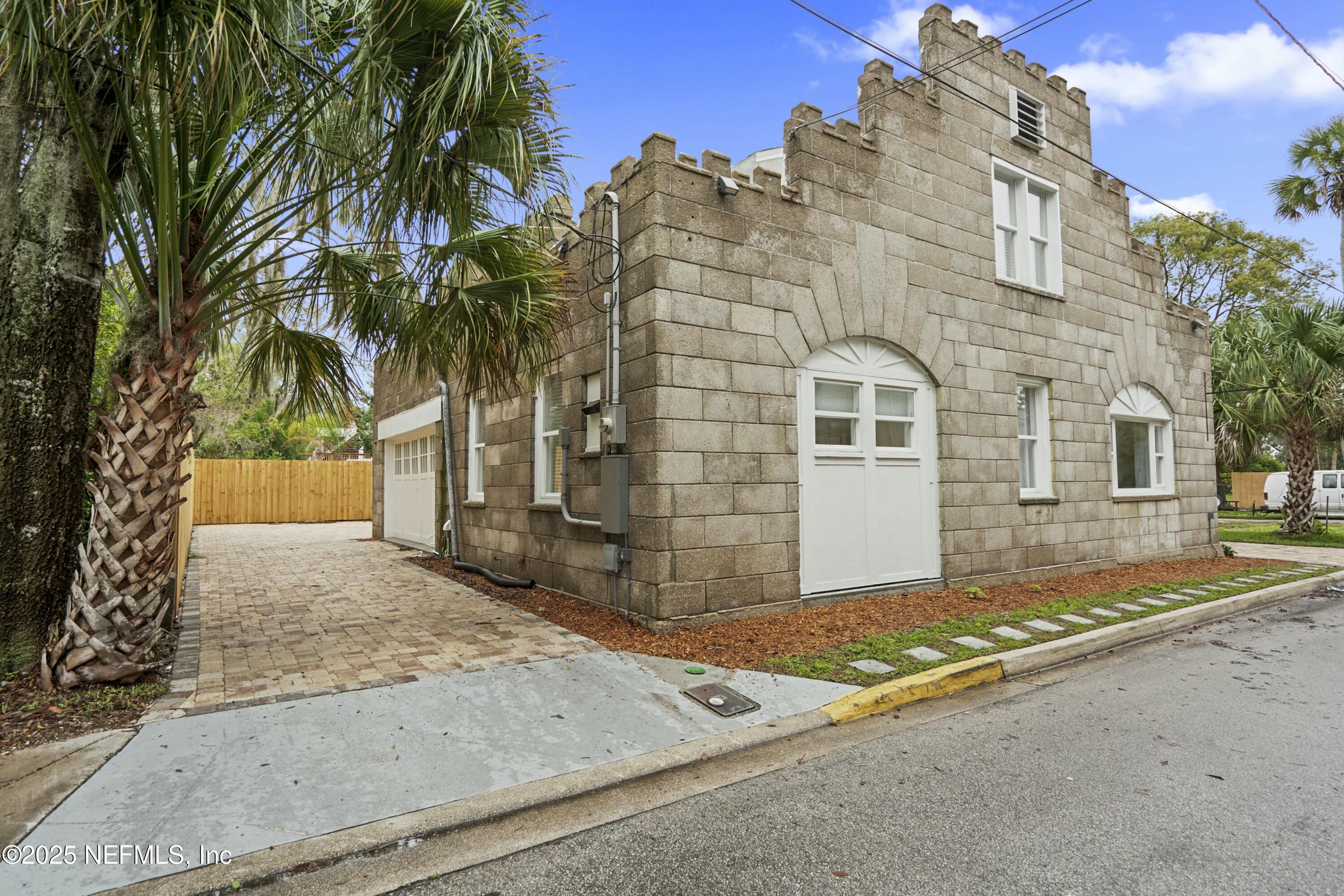 15 SHENANDOAH Street