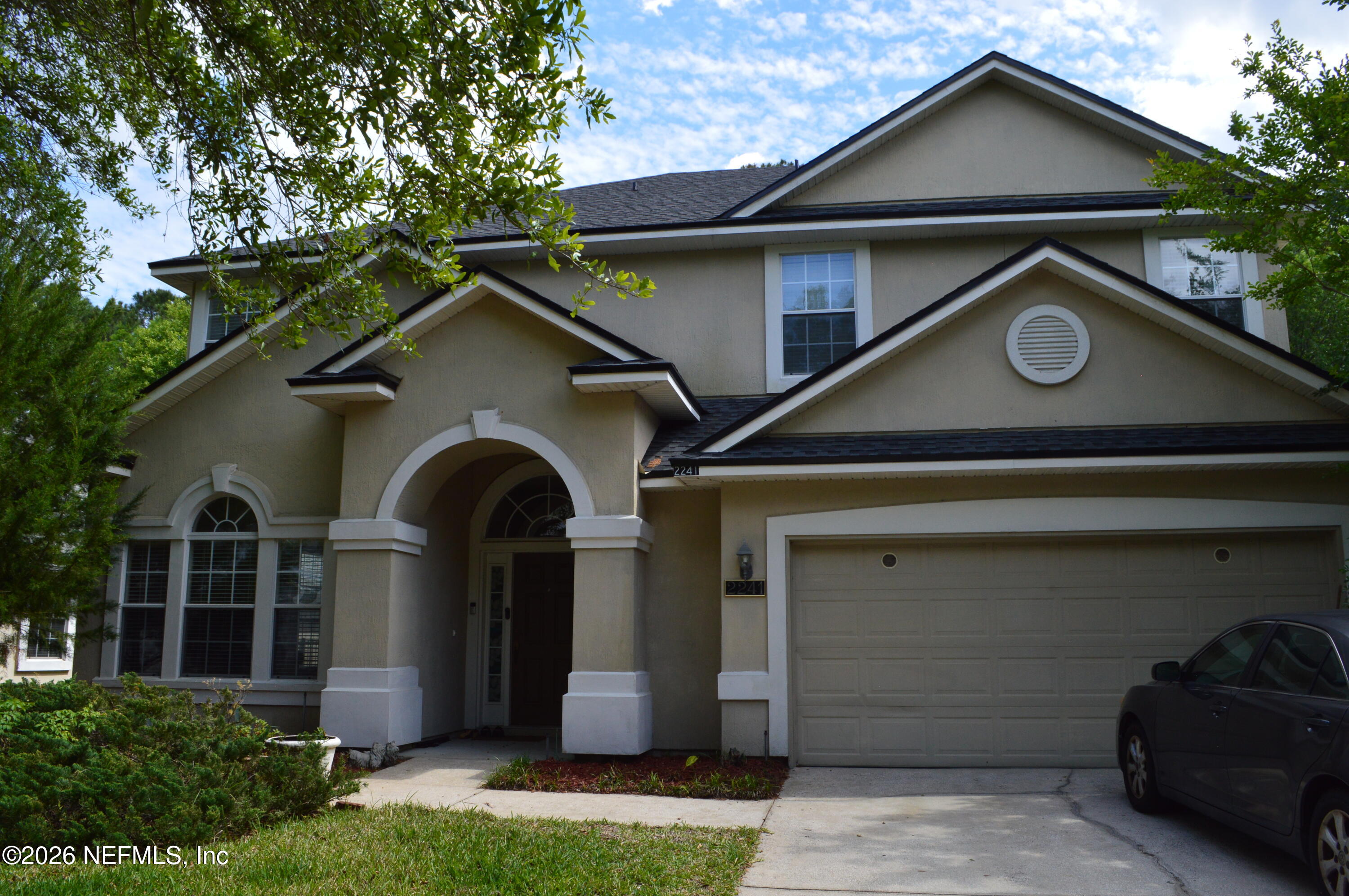 2241 W CLOVELLY Lane