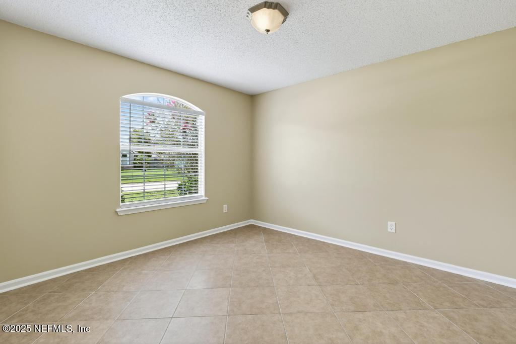 1416 DOG FENNEL Court