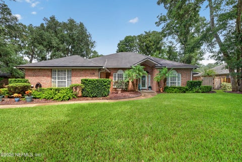 Photo of 1335 ASHLEY OAKS Drive, Jacksonville Beach, FL 32250 (MLS # 2164838)