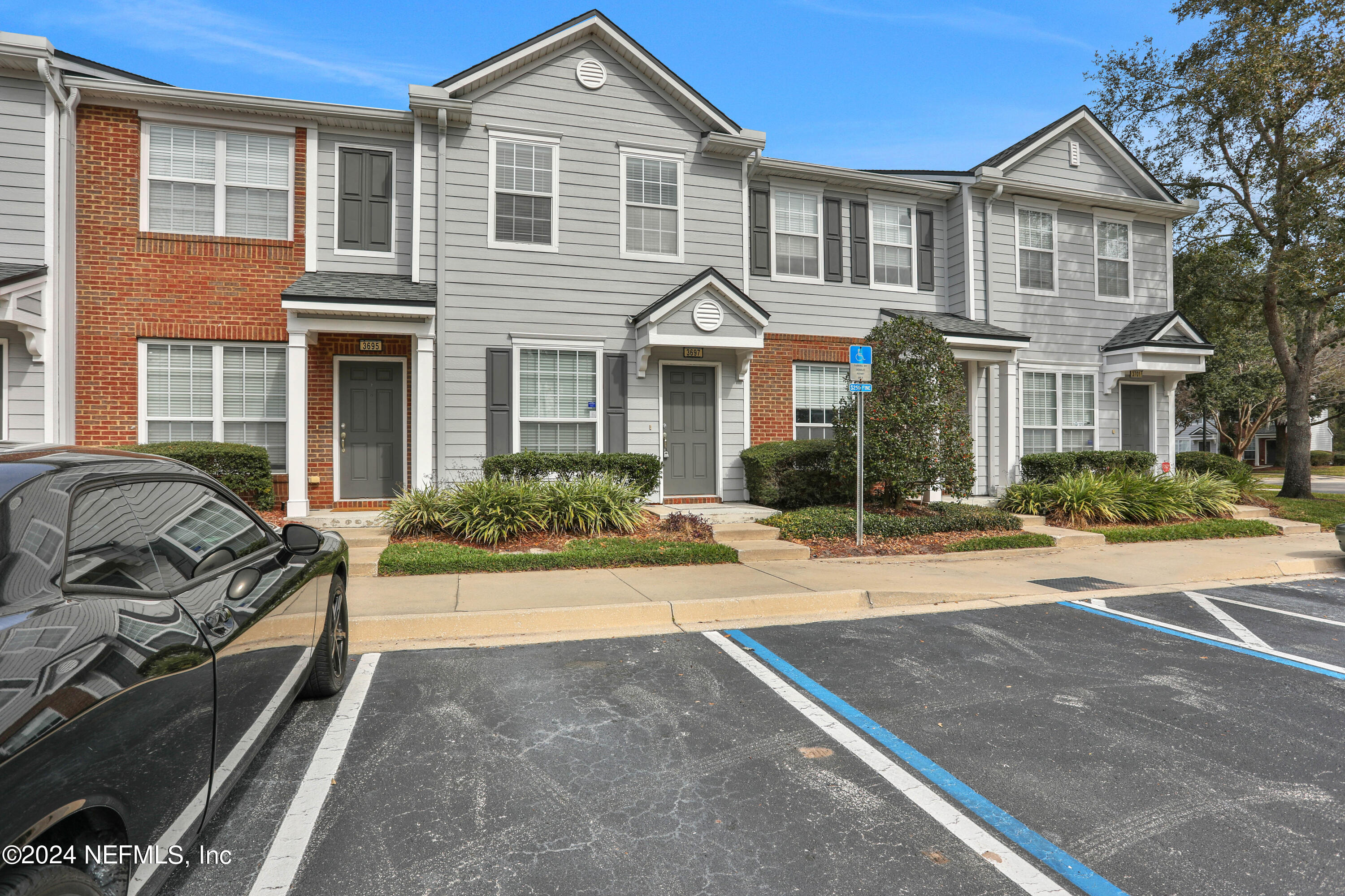 View Jacksonville, FL 32224 townhome