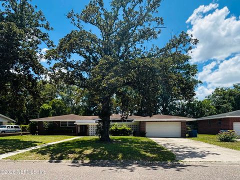 Photo of 5832 LUSAID Drive, Jacksonville, FL 32209 (MLS # 2156899)