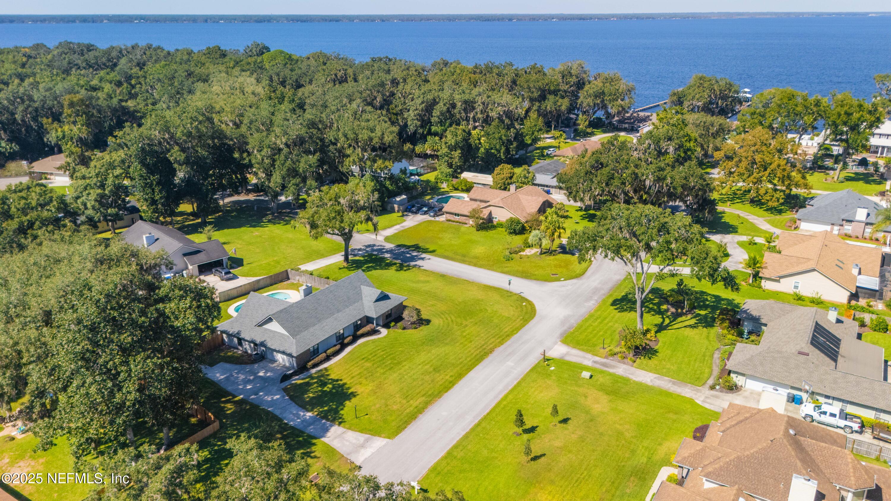 1832 SWISS OAKS Street