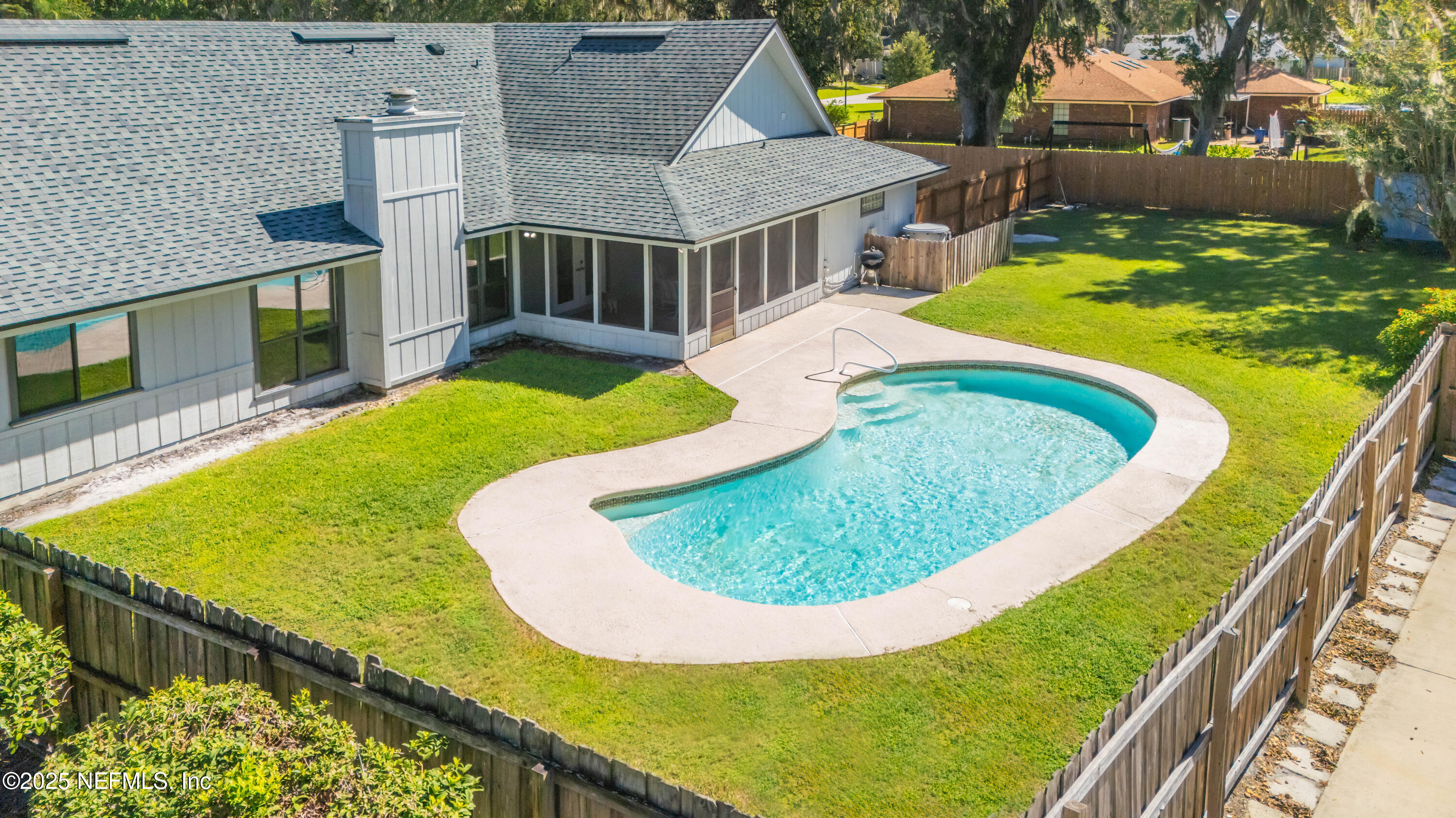 1832 SWISS OAKS Street