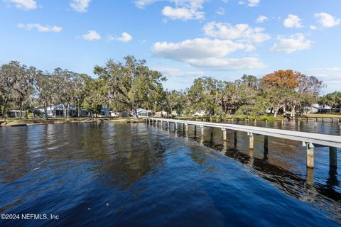 A home in Palatka