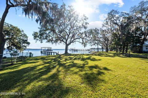 A home in Palatka