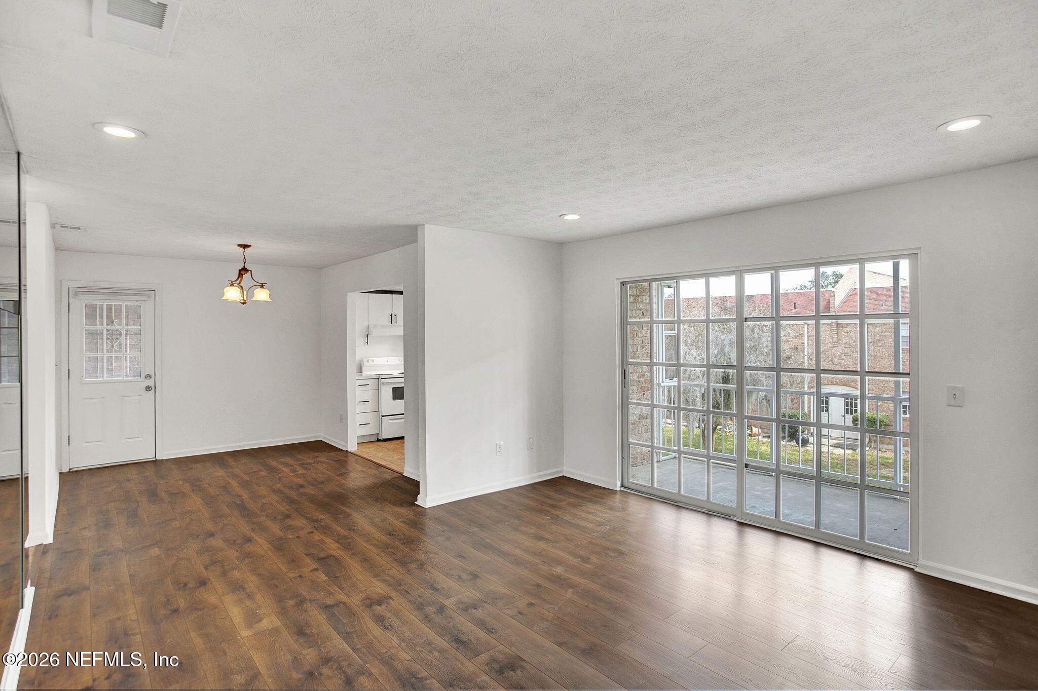 5201 ATLANTIC Boulevard 2