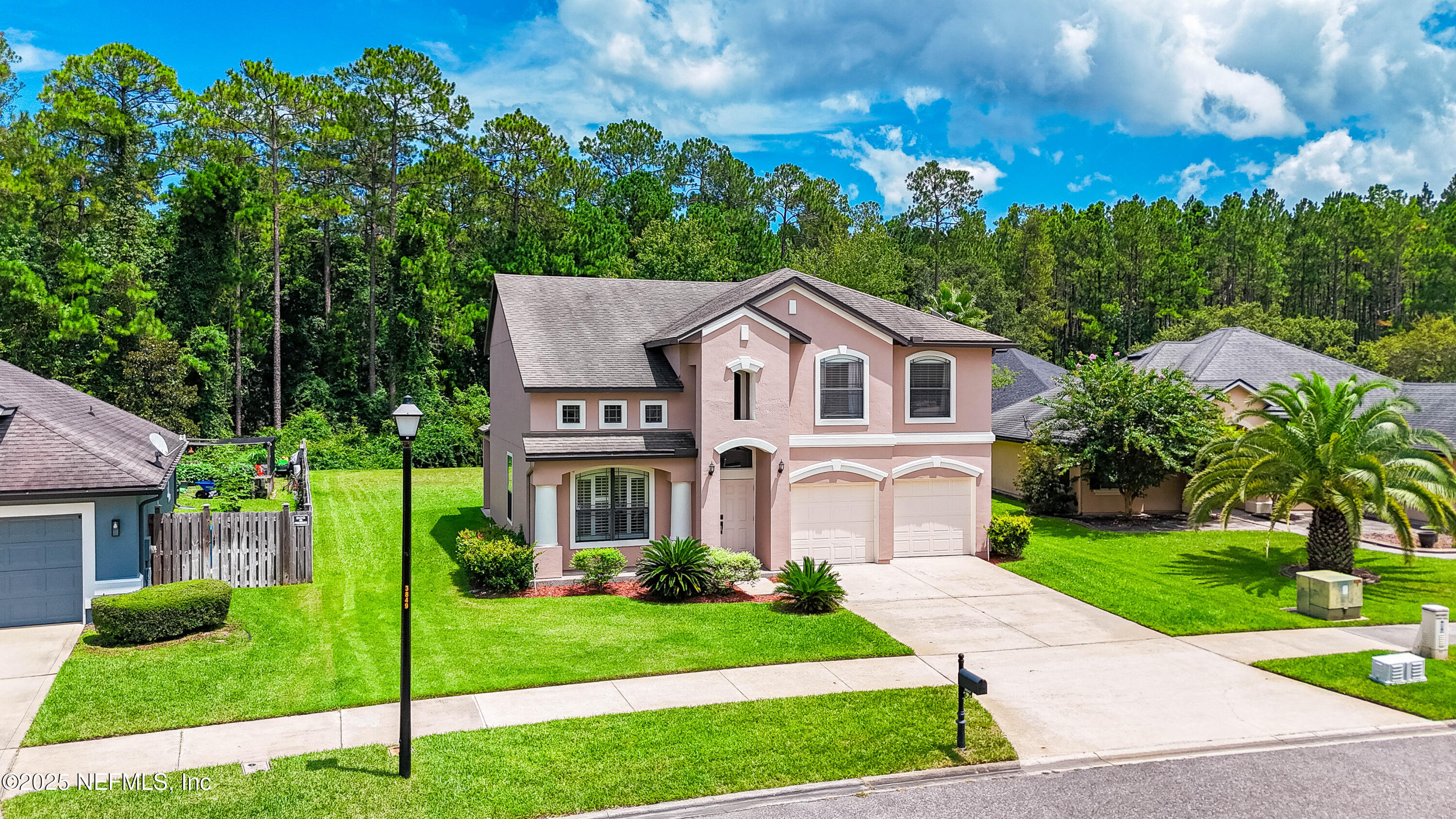 3853 VICTORIA LAKES Drive E