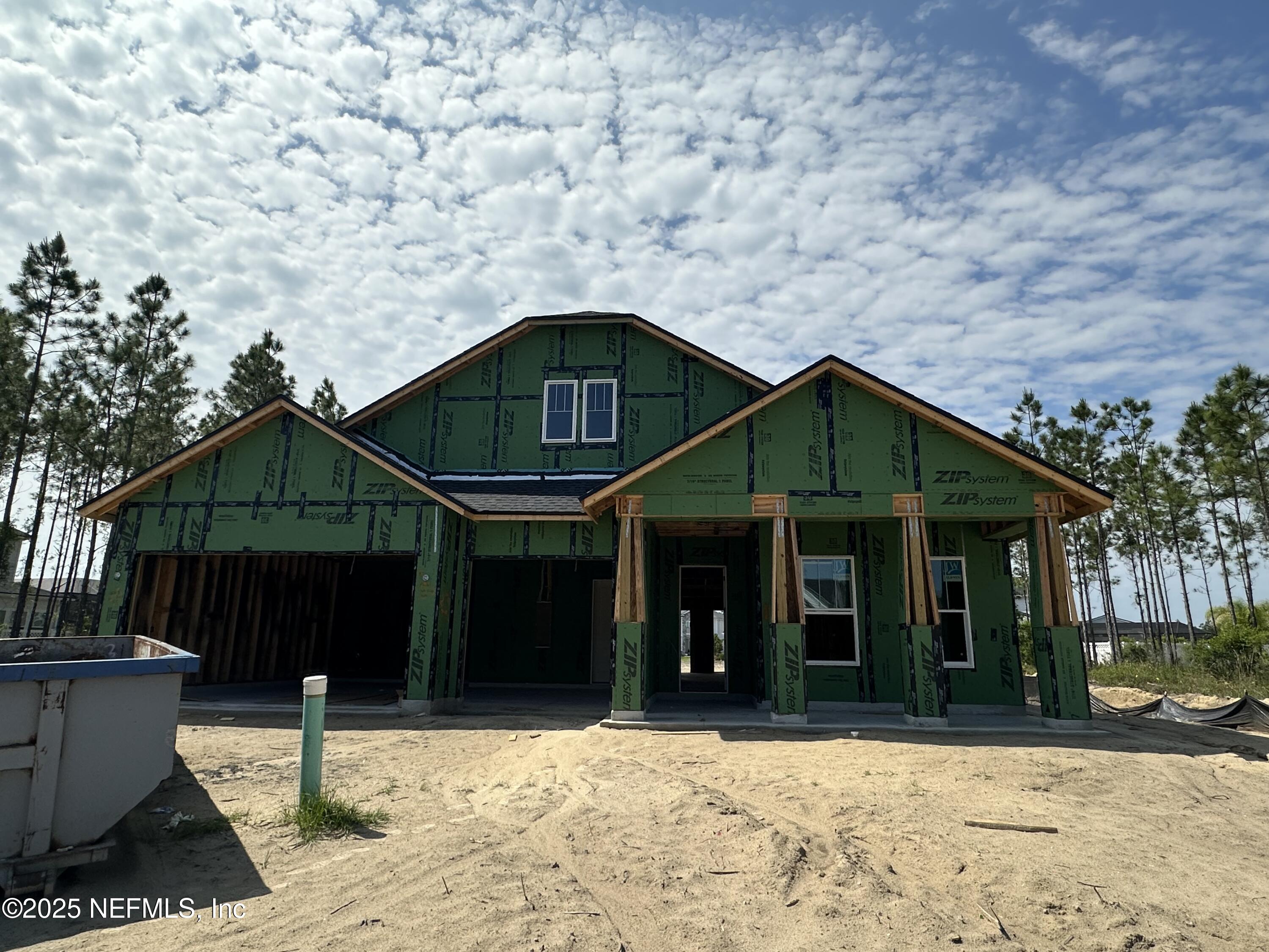 140 COURTNEY OAKS Drive