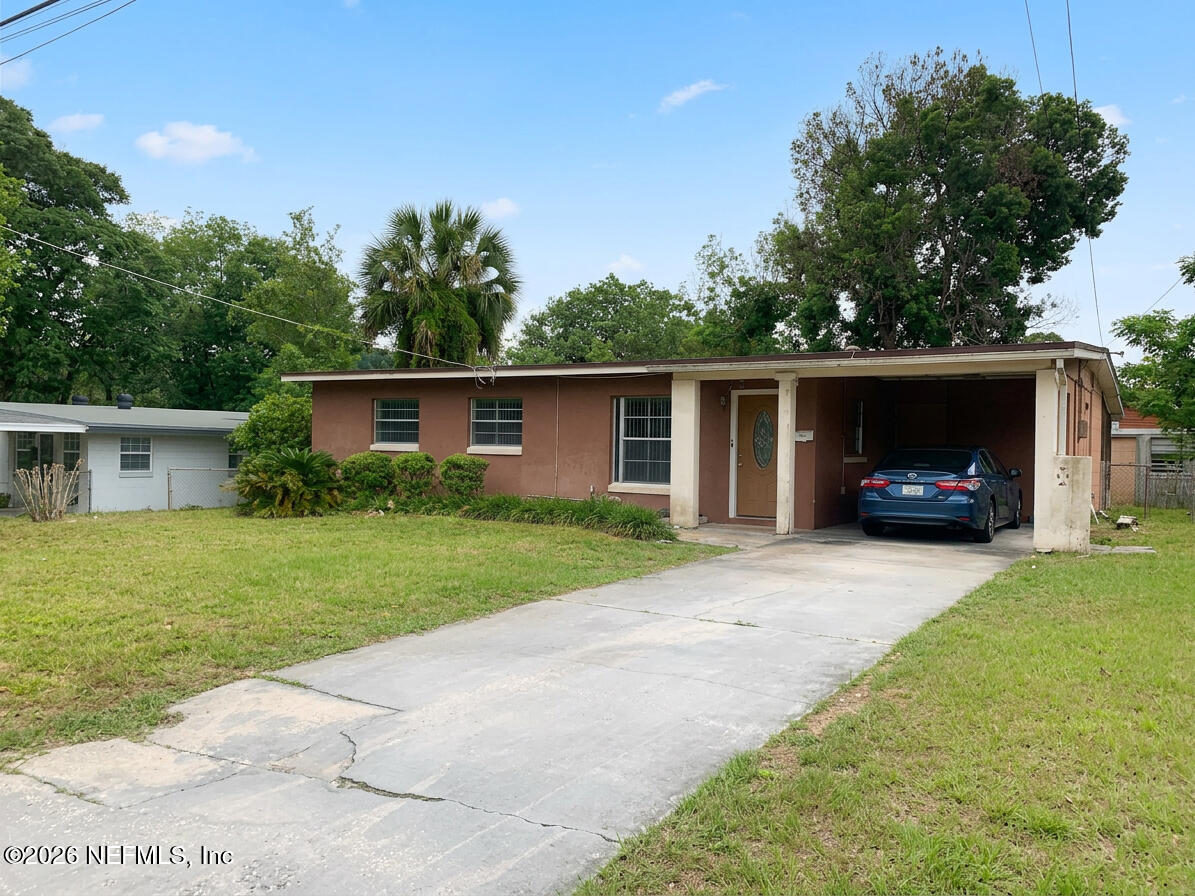 7042 CAMELOT Road