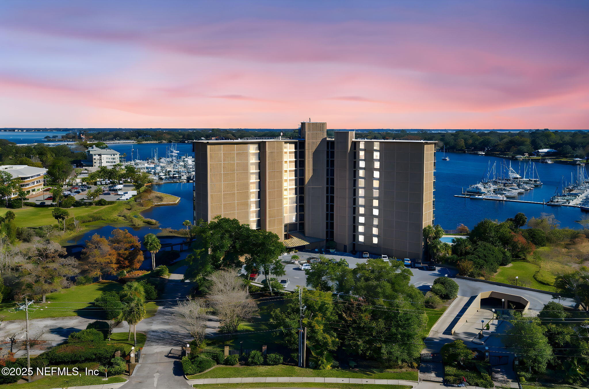 4401 LAKESIDE Drive 1204