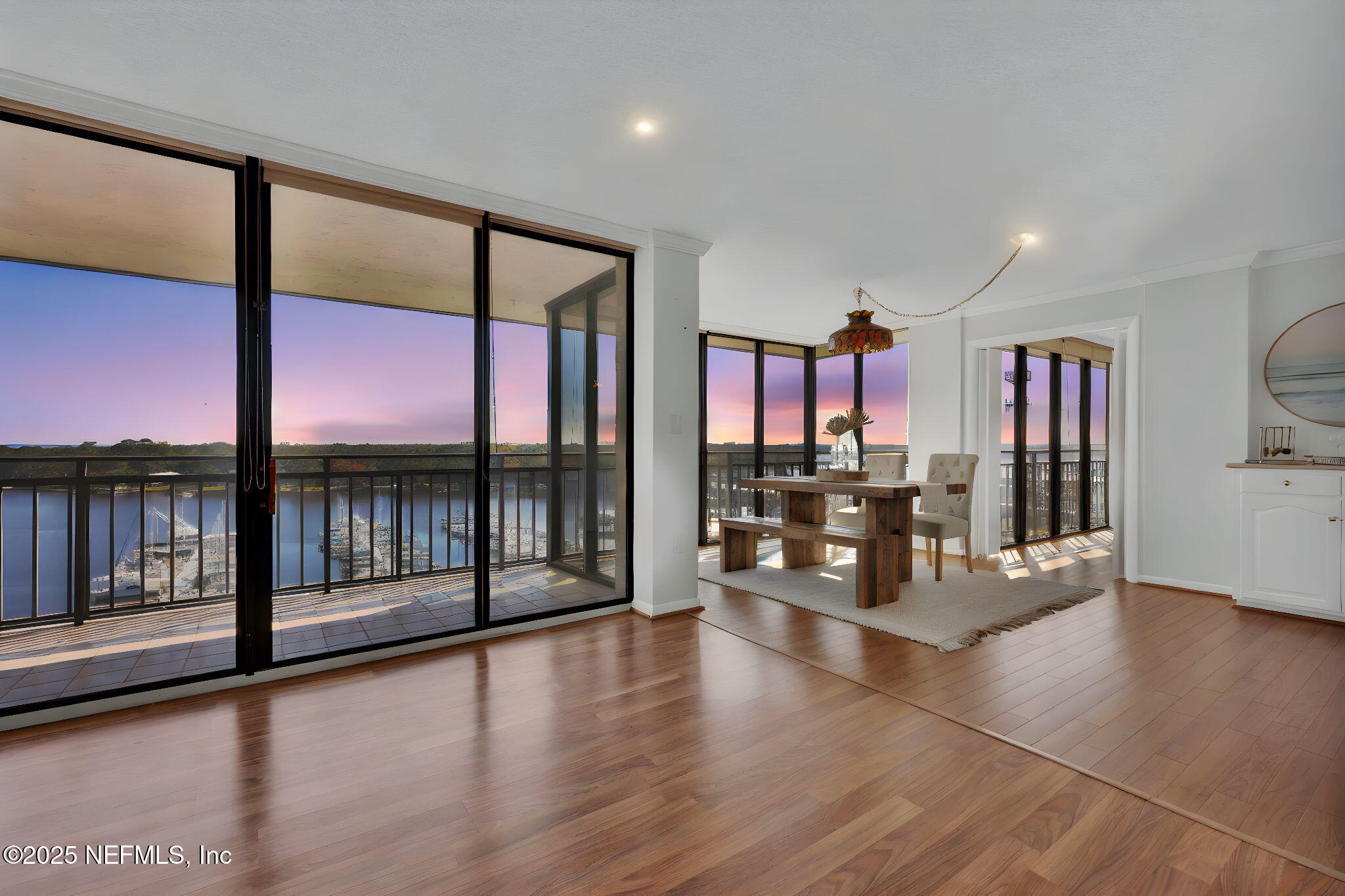 4401 LAKESIDE Drive 1204