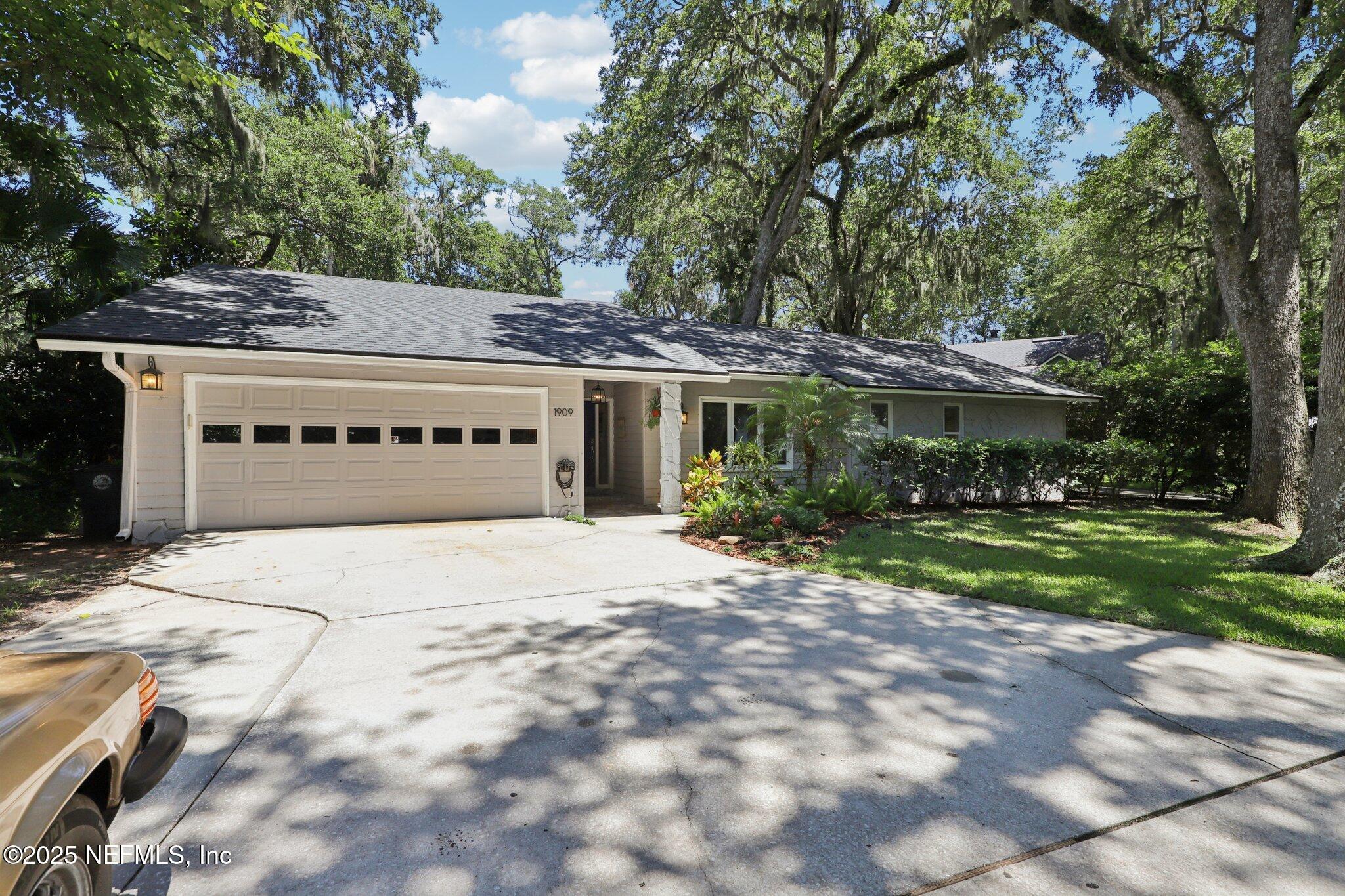 1909 SELVA MARINA Drive