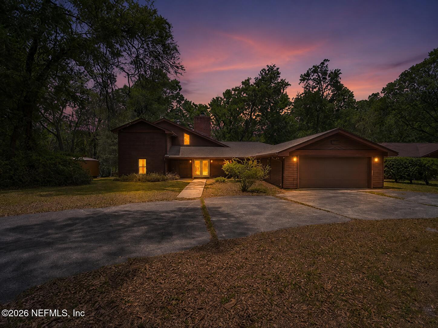 2402 SANDY RUN Drive W