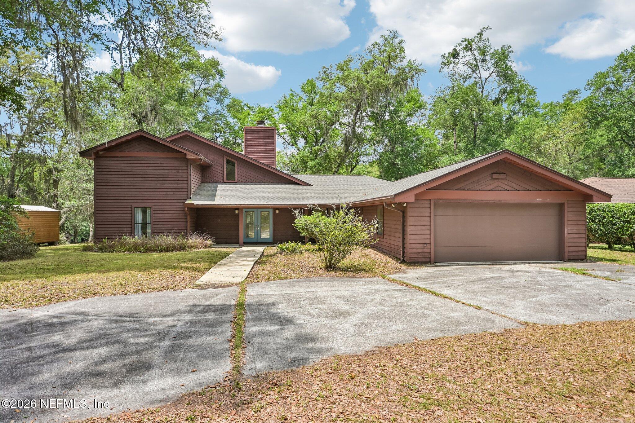 2402 SANDY RUN Drive W