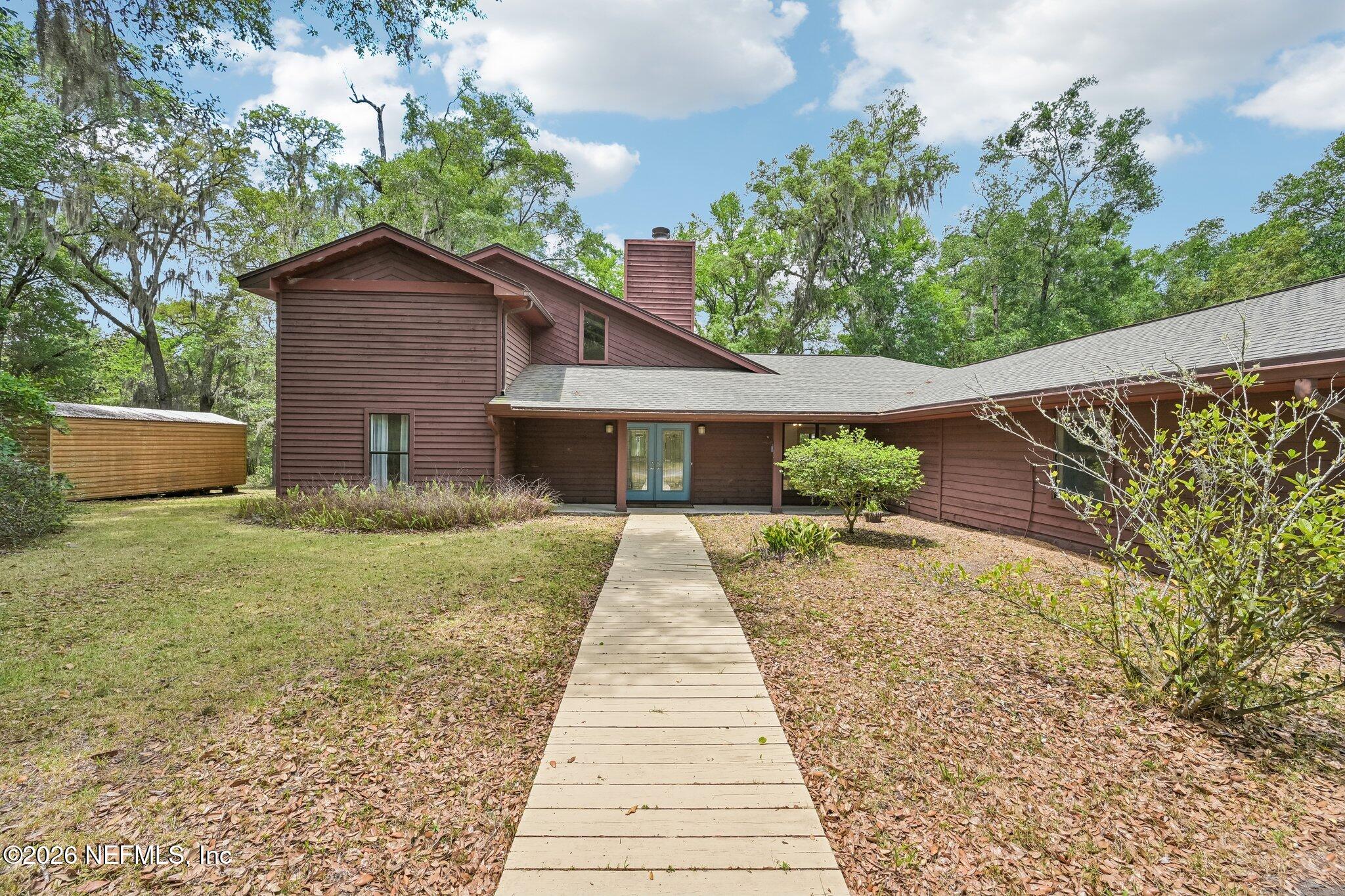 2402 SANDY RUN Drive W