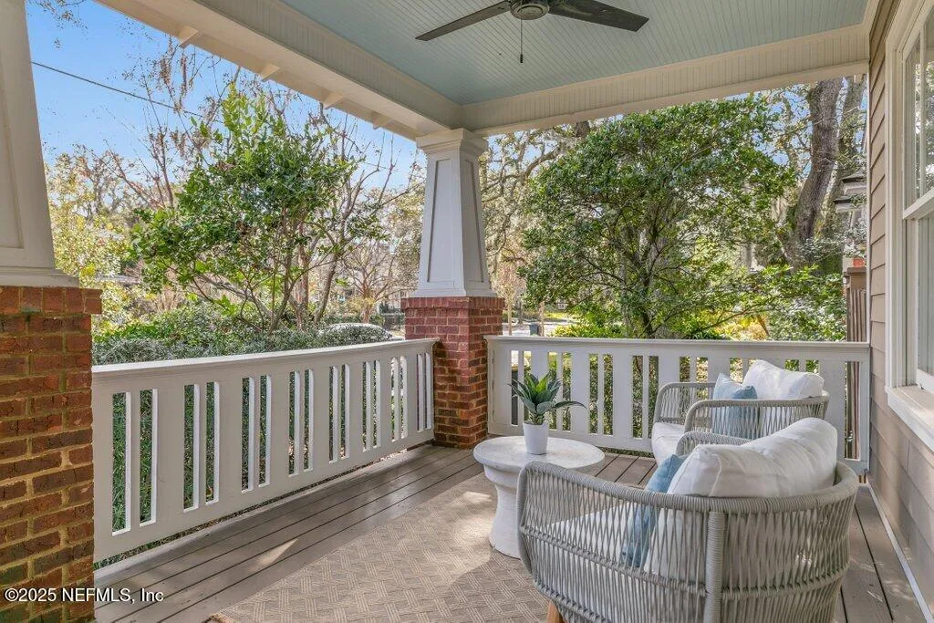 Jacksonville, Florida 32205, United States, 4 Bedrooms Bedrooms, ,3 BathroomsBathrooms,Residential,Pending,12734