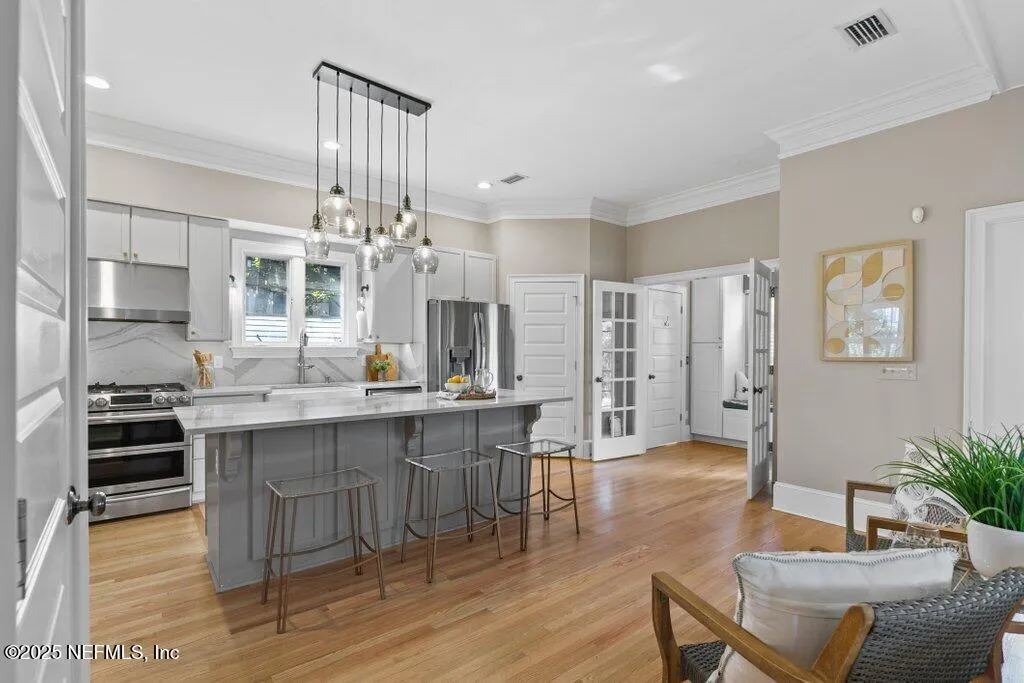 Jacksonville, Florida 32205, United States, 4 Bedrooms Bedrooms, ,3 BathroomsBathrooms,Residential,Pending,12734