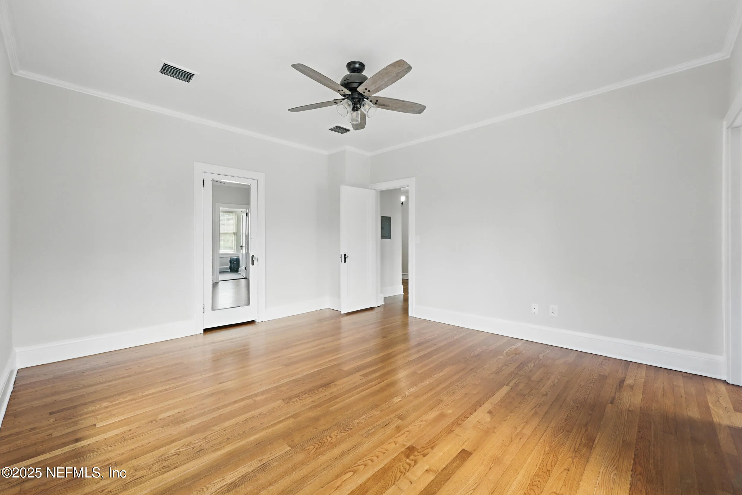 Jacksonville, Florida 32207, United States, 5 Bedrooms Bedrooms, ,5 BathroomsBathrooms,Residential,Active,97421