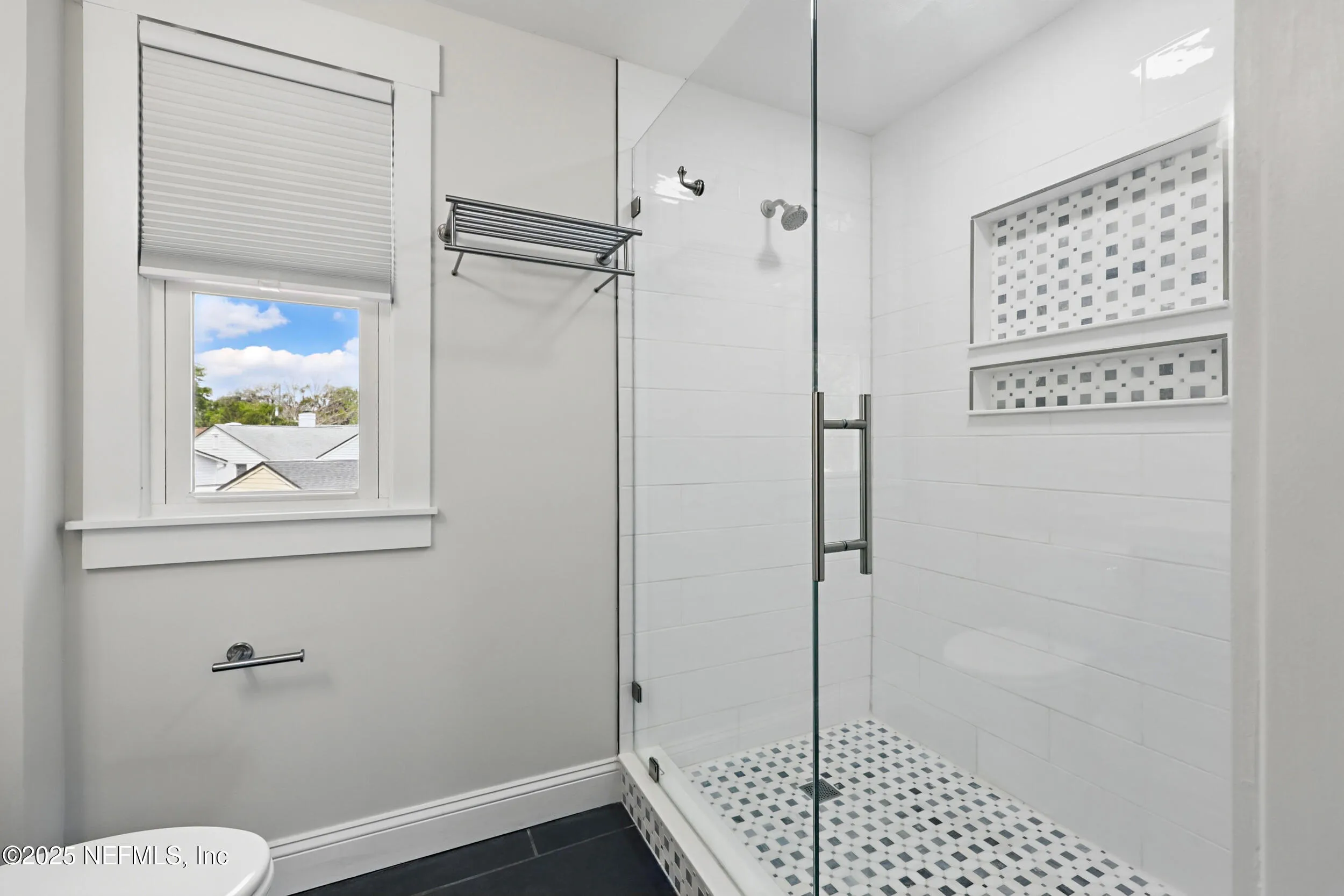 Jacksonville, Florida 32207, United States, 5 Bedrooms Bedrooms, ,5 BathroomsBathrooms,Residential,Active,97421