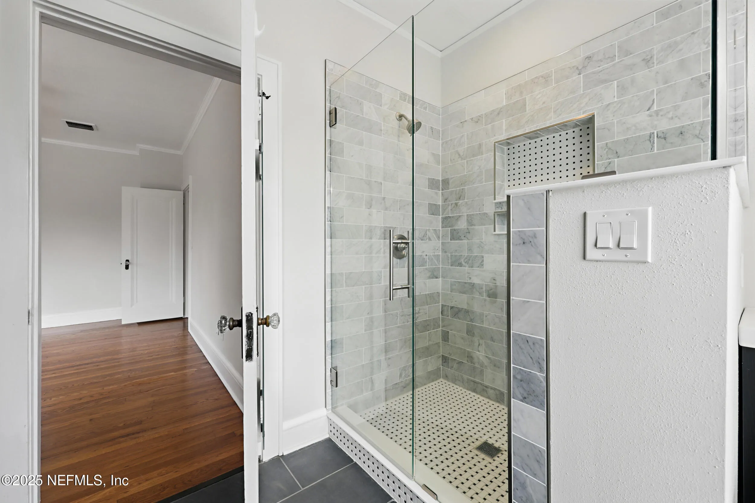 Jacksonville, Florida 32207, United States, 5 Bedrooms Bedrooms, ,5 BathroomsBathrooms,Residential,Active,97421