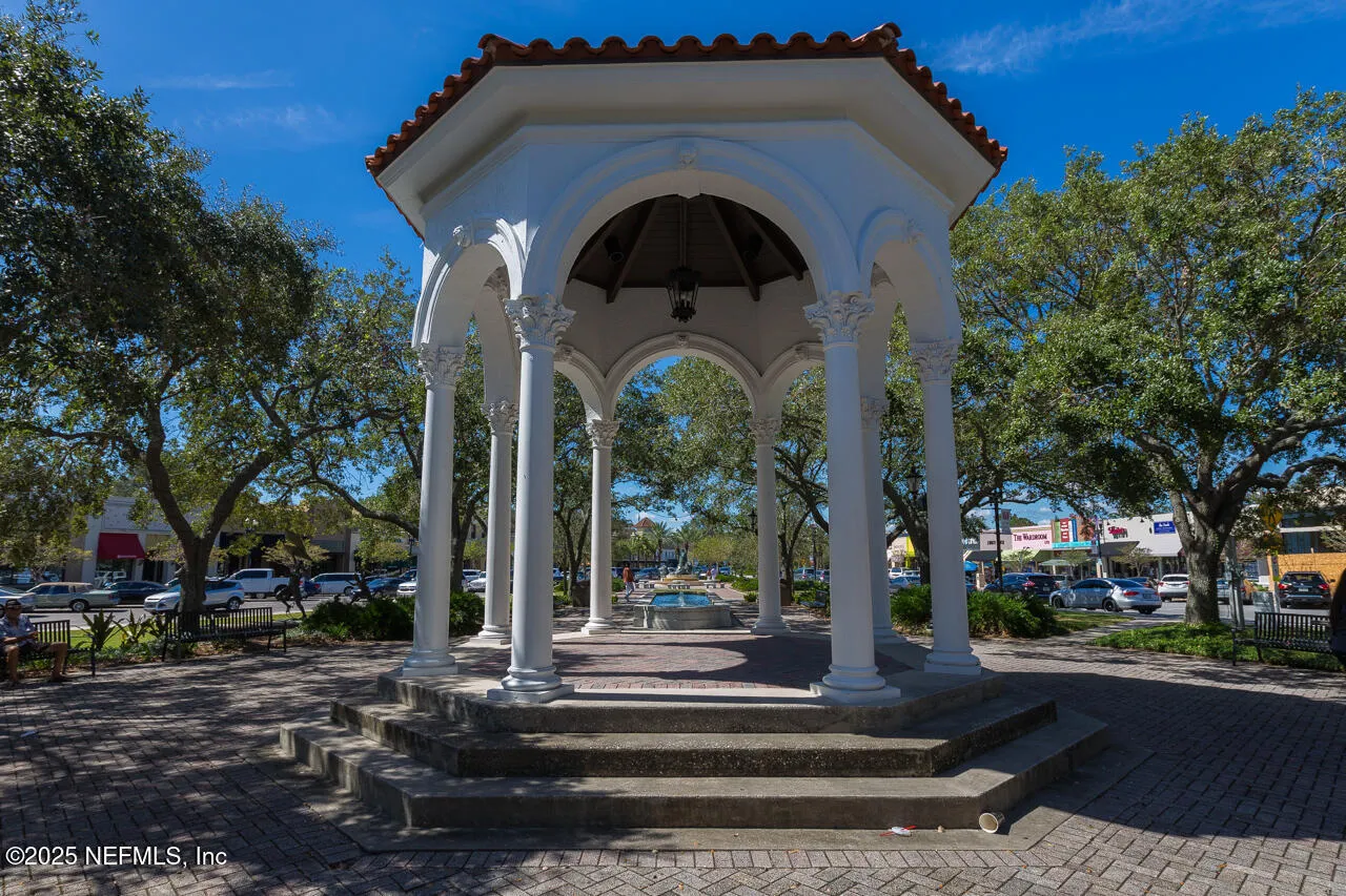 Jacksonville, Florida 32207, United States, 5 Bedrooms Bedrooms, ,5 BathroomsBathrooms,Residential,Active,97421