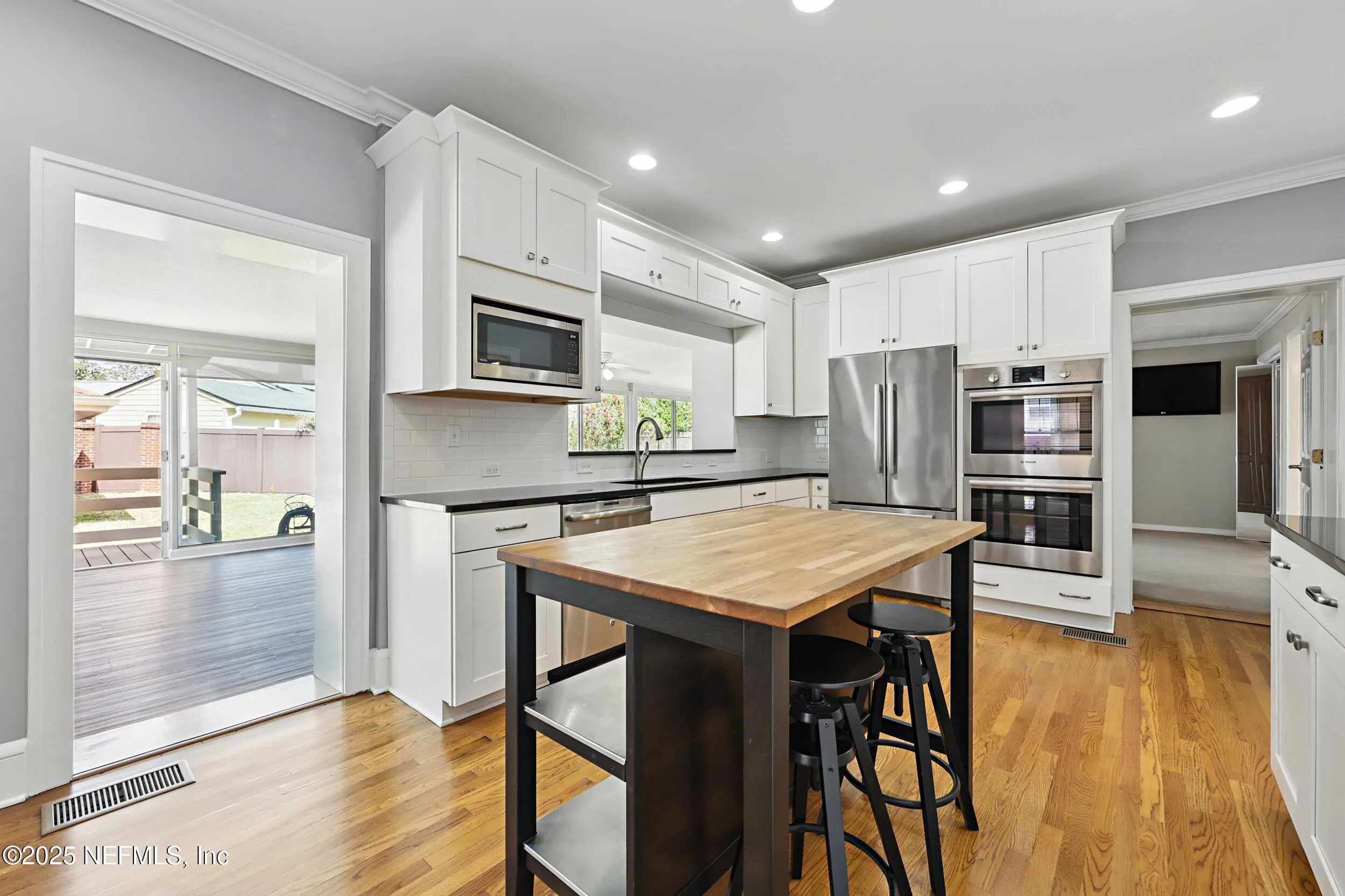 Jacksonville, Florida 32207, United States, 5 Bedrooms Bedrooms, ,5 BathroomsBathrooms,Residential,Active,97421