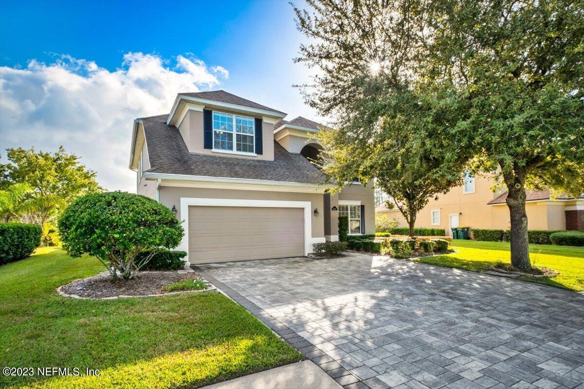 Jacksonville, FL home for sale located at 10036 Watermark Lane W, Jacksonville, FL 32256