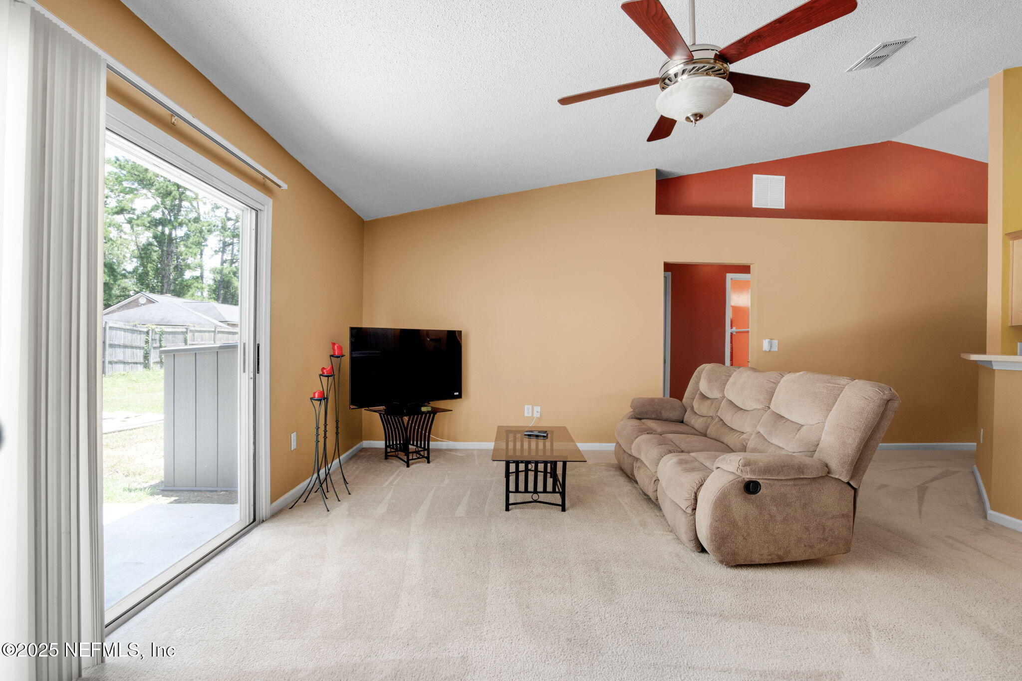 9239 WHISPER GLEN Drive N