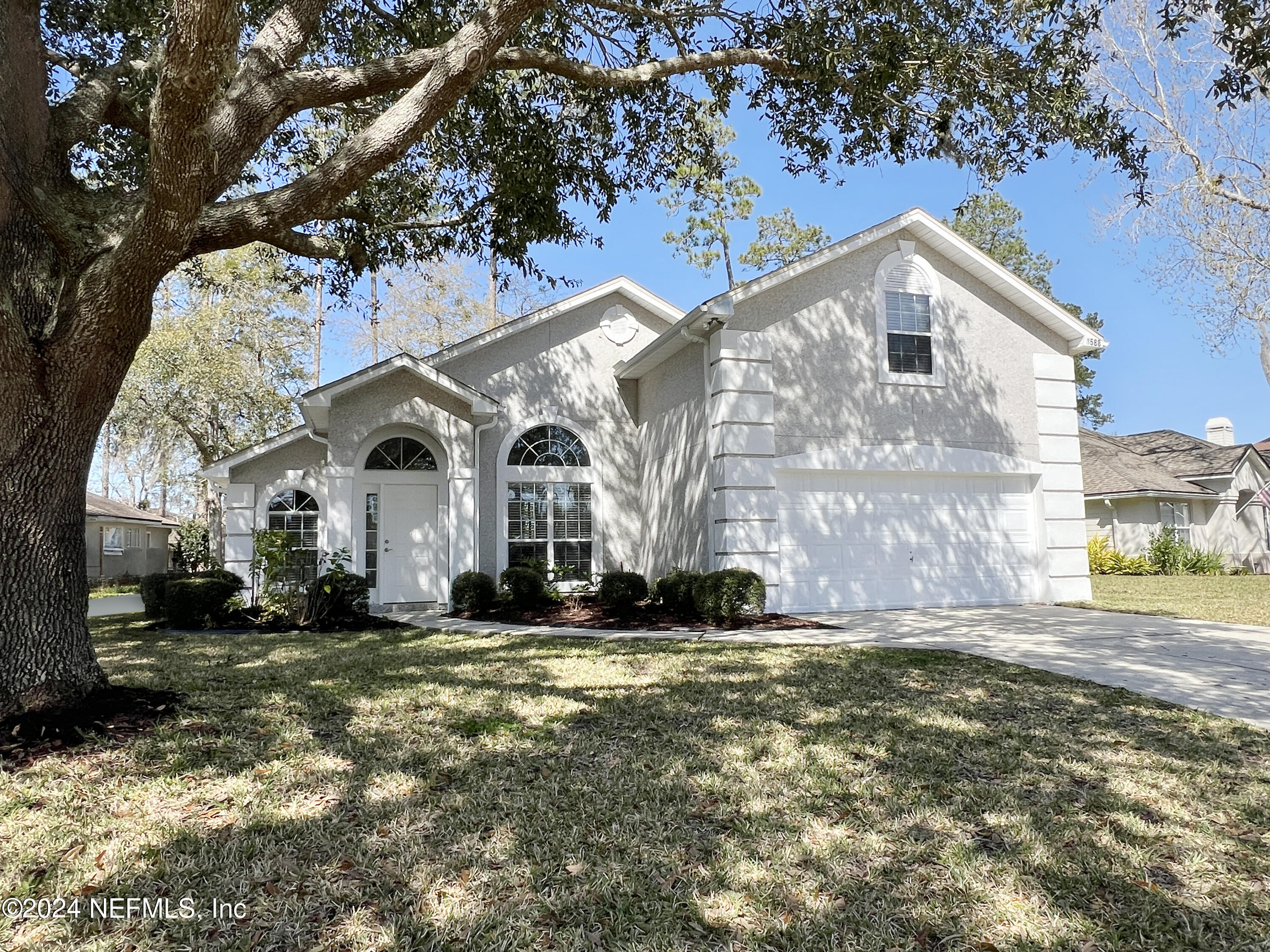 Fleming Island, FL home for sale located at 1588 Lakeway Drive, Fleming Island, FL 32003